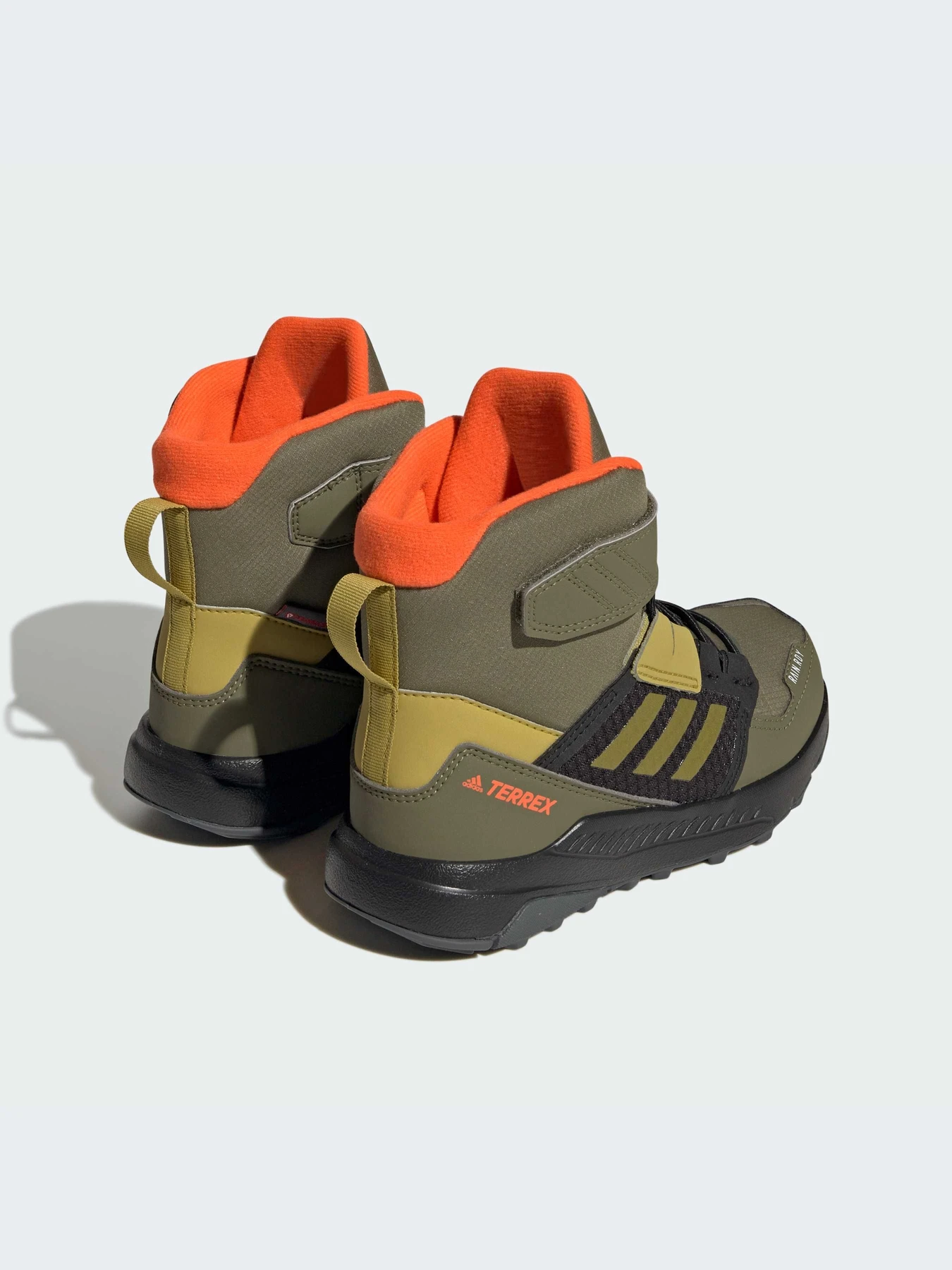 Ботинки и сапоги Adidas модель GZ1174-KZ Ботинки и сапоги Adidas модель GZ1174-KZ Фото