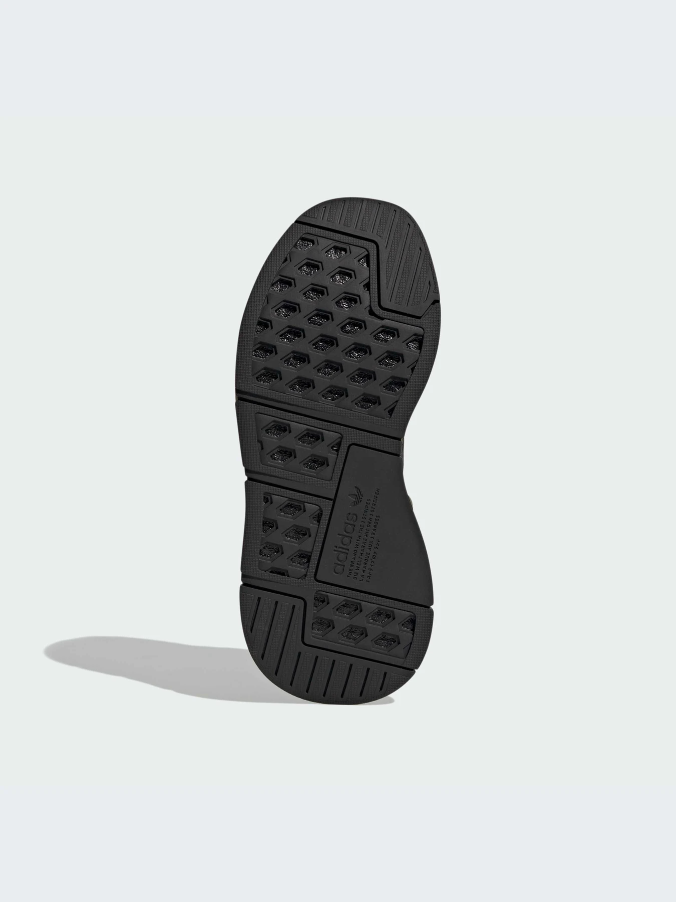 Кроссовки Adidas NMD модель IG1137-KZ Кроссовки Adidas NMD модель IG1137-KZ Фото