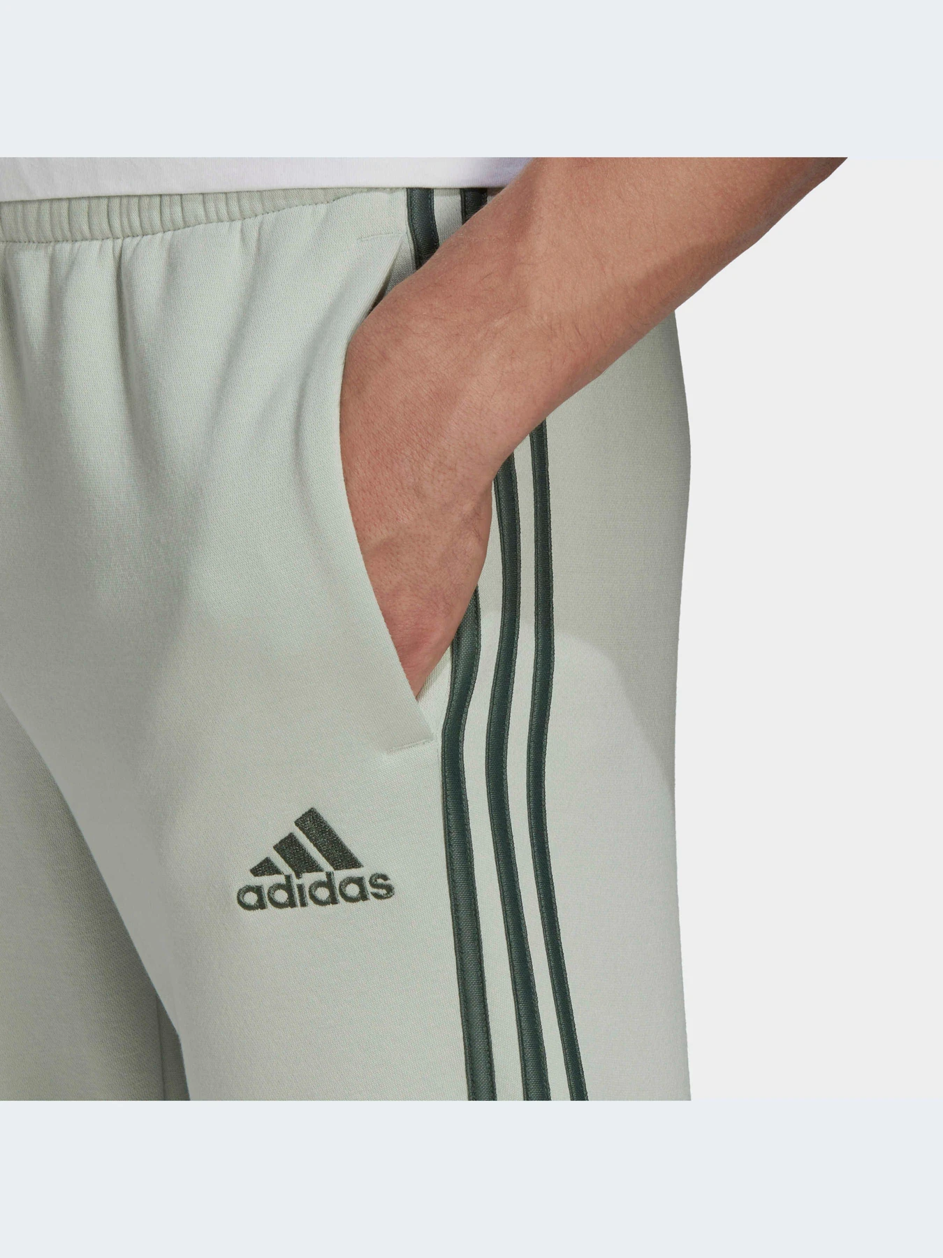Брюки Adidas модель HL2271-KZ Брюки Adidas модель HL2271-KZ Фото