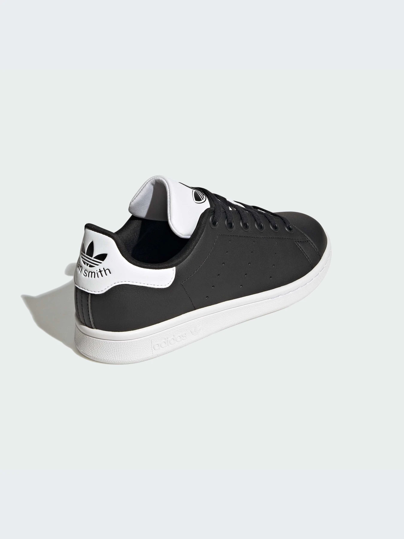 Кроссовки Adidas Stan Smith модель IG7689-KZ Кроссовки Adidas Stan Smith модель IG7689-KZ Фото