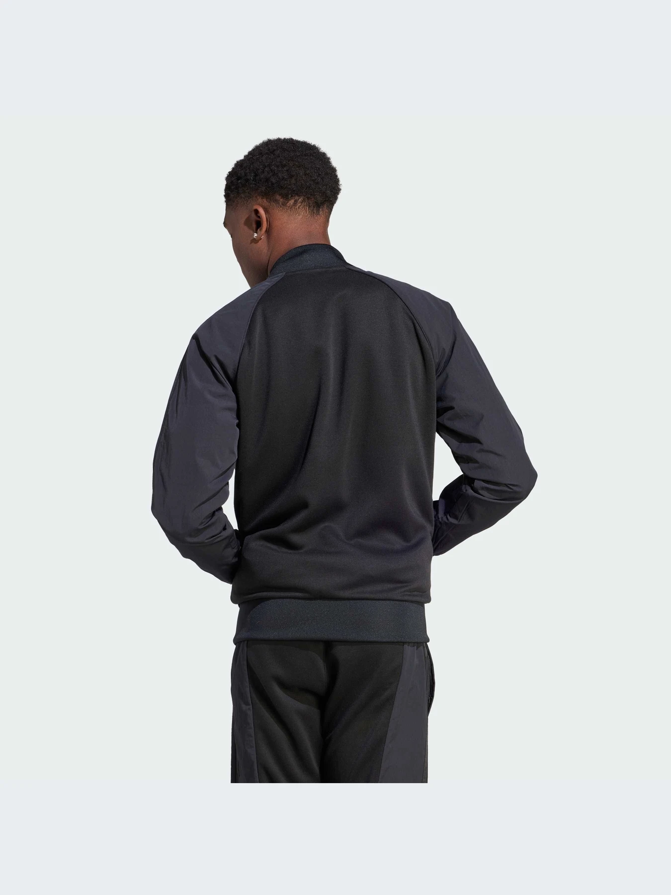 Худи и свитшоты Adidas Adicolor модель II5777-KZ Худи и свитшоты Adidas Adicolor модель II5777-KZ Фото