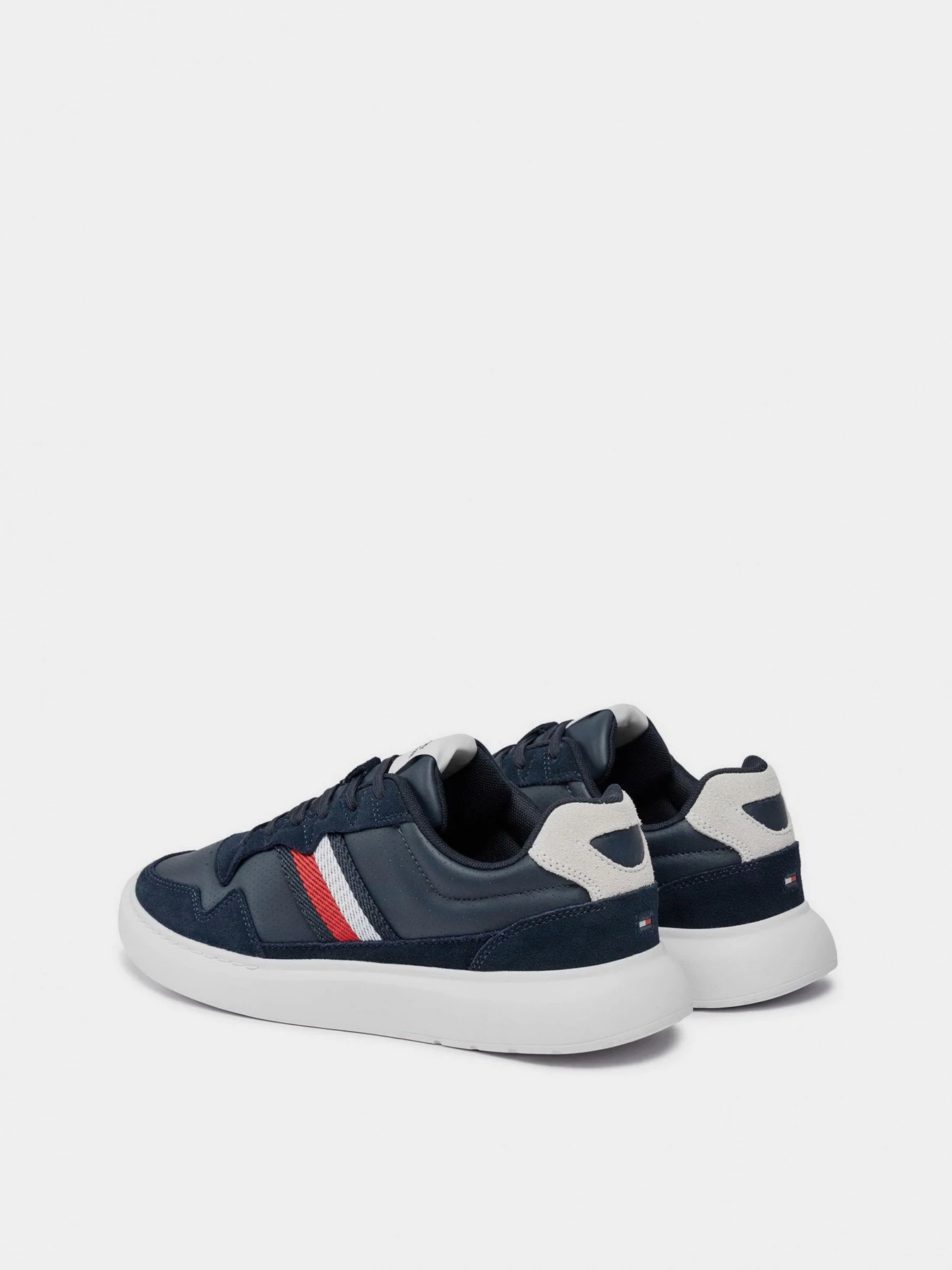 Кроссовки Tommy Hilfiger модель FM0FM04889-DW5 Кроссовки Tommy Hilfiger модель FM0FM04889-DW5 Фото