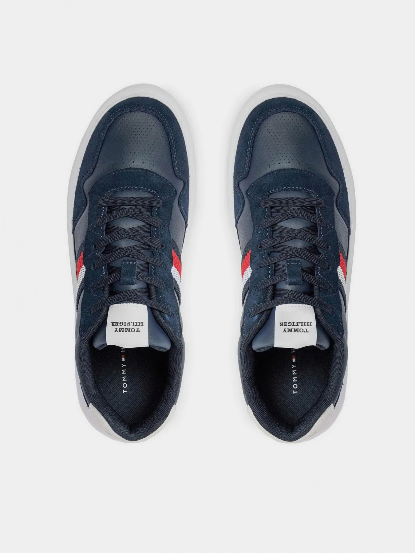 Кроссовки Tommy Hilfiger модель FM0FM04889-DW5 Кроссовки Tommy Hilfiger модель FM0FM04889-DW5 Фото