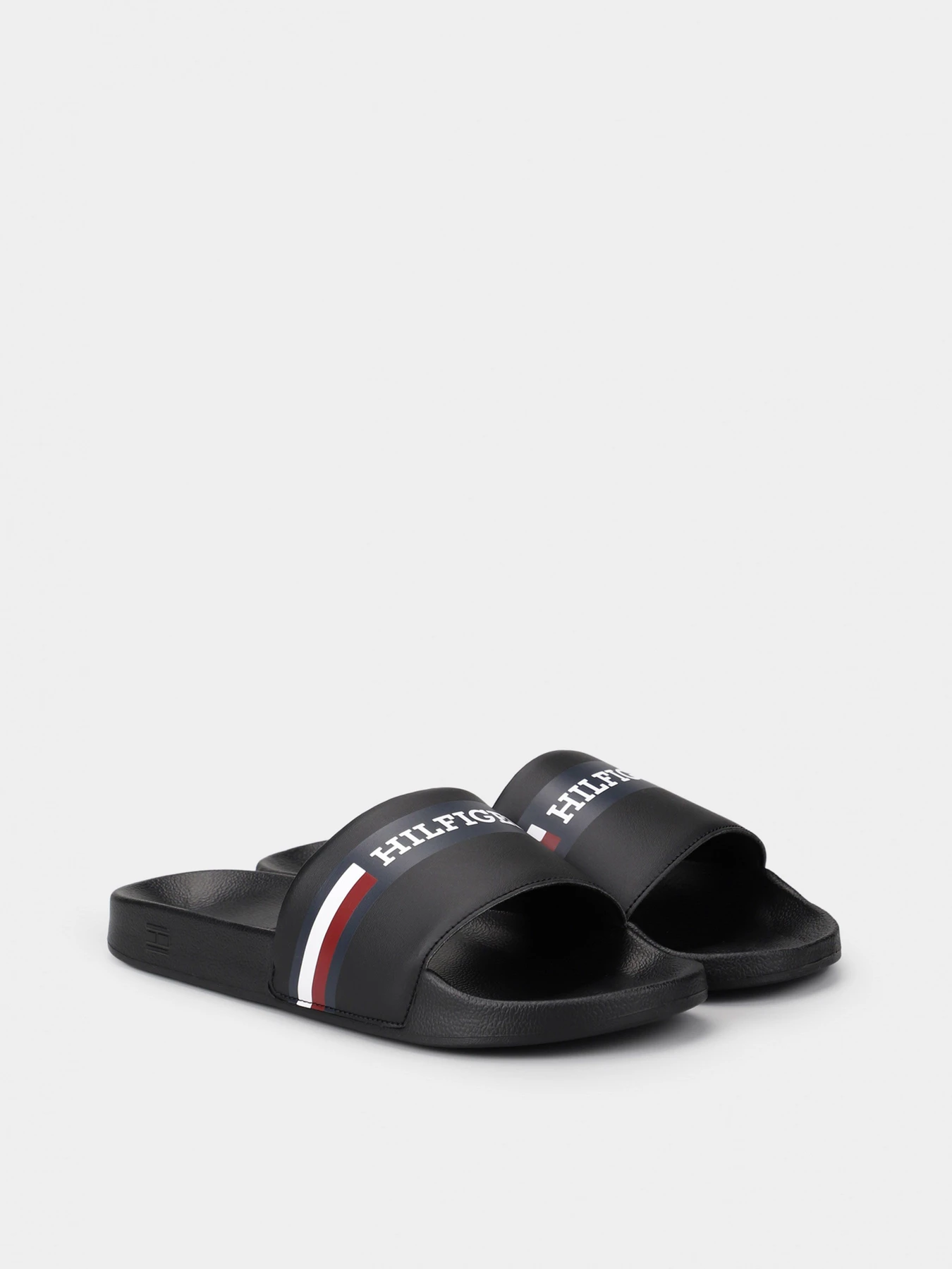 Шлёпанцы Tommy Hilfiger модель FM0FM04911-BDS Шлёпанцы Tommy Hilfiger модель FM0FM04911-BDS Фото