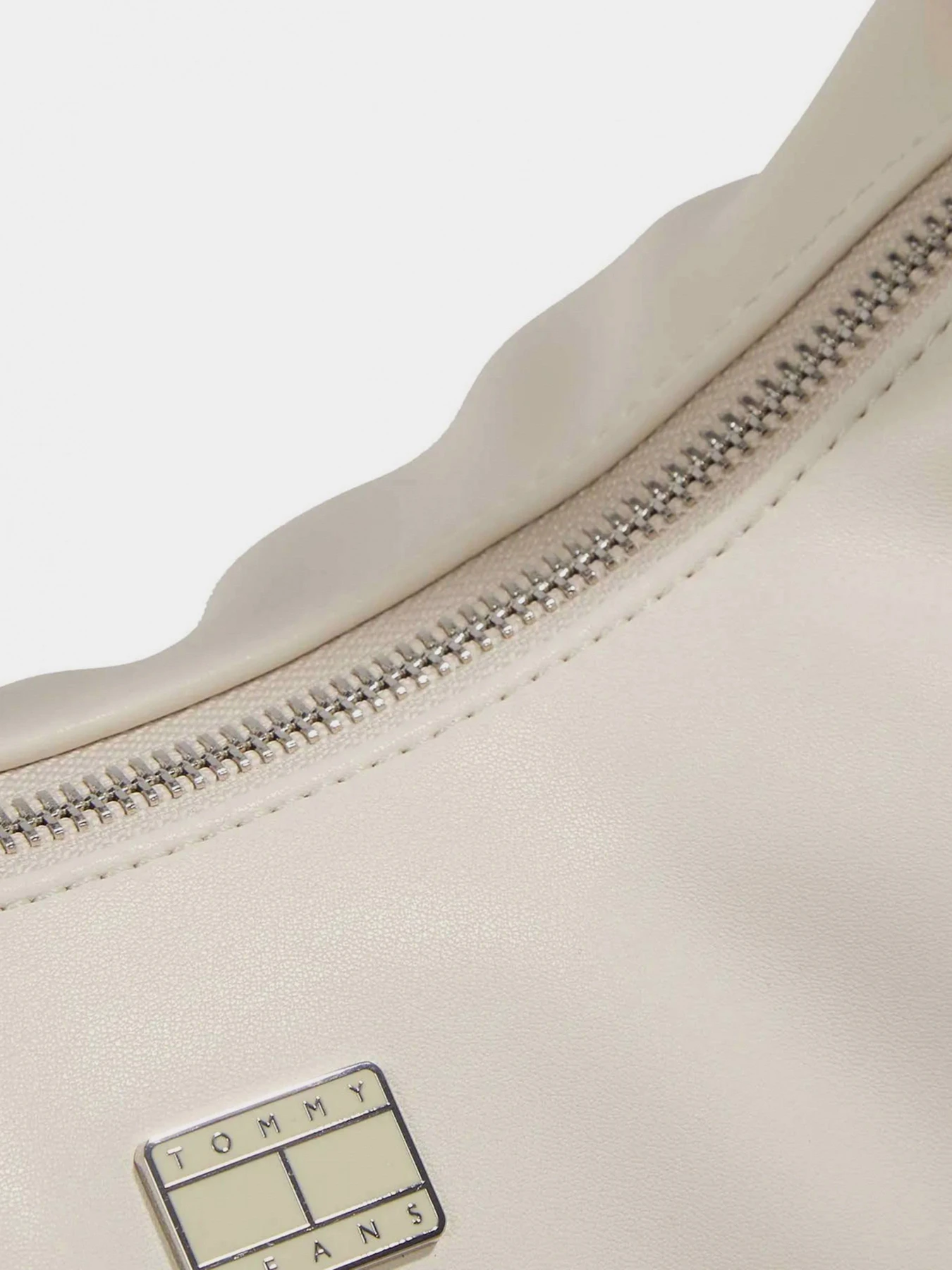 Сумки Tommy Hilfiger модель AW0AW15814-ACG Фото