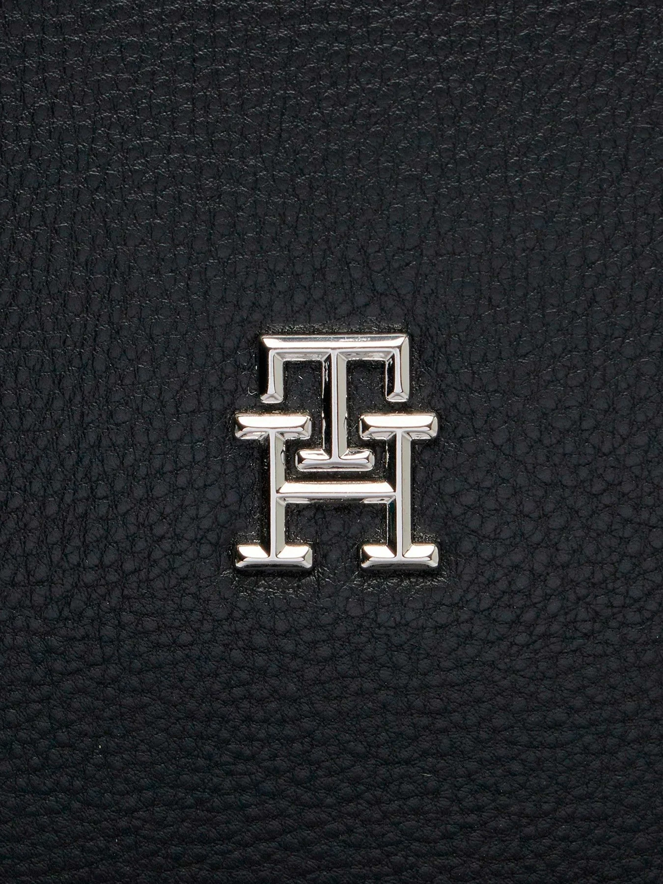 Рюкзаки Tommy Hilfiger модель AW0AW15719-BDS Рюкзаки Tommy Hilfiger модель AW0AW15719-BDS Фото