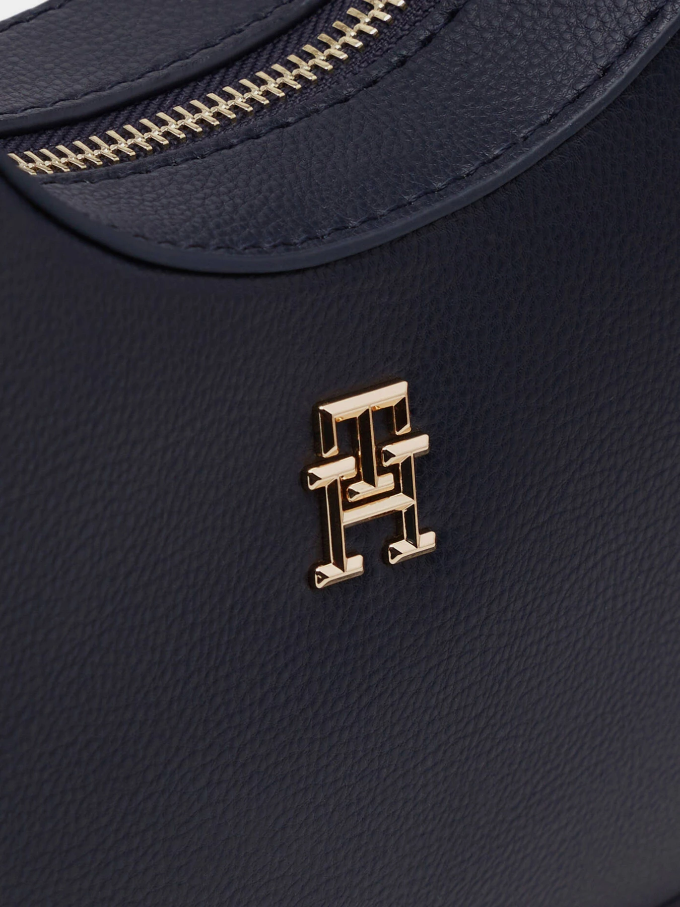 Сумки Tommy Hilfiger модель AW0AW16081-DW6 Фото