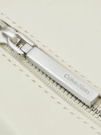 Сумки Calvin Klein модель K60K611355-PC4 Фото