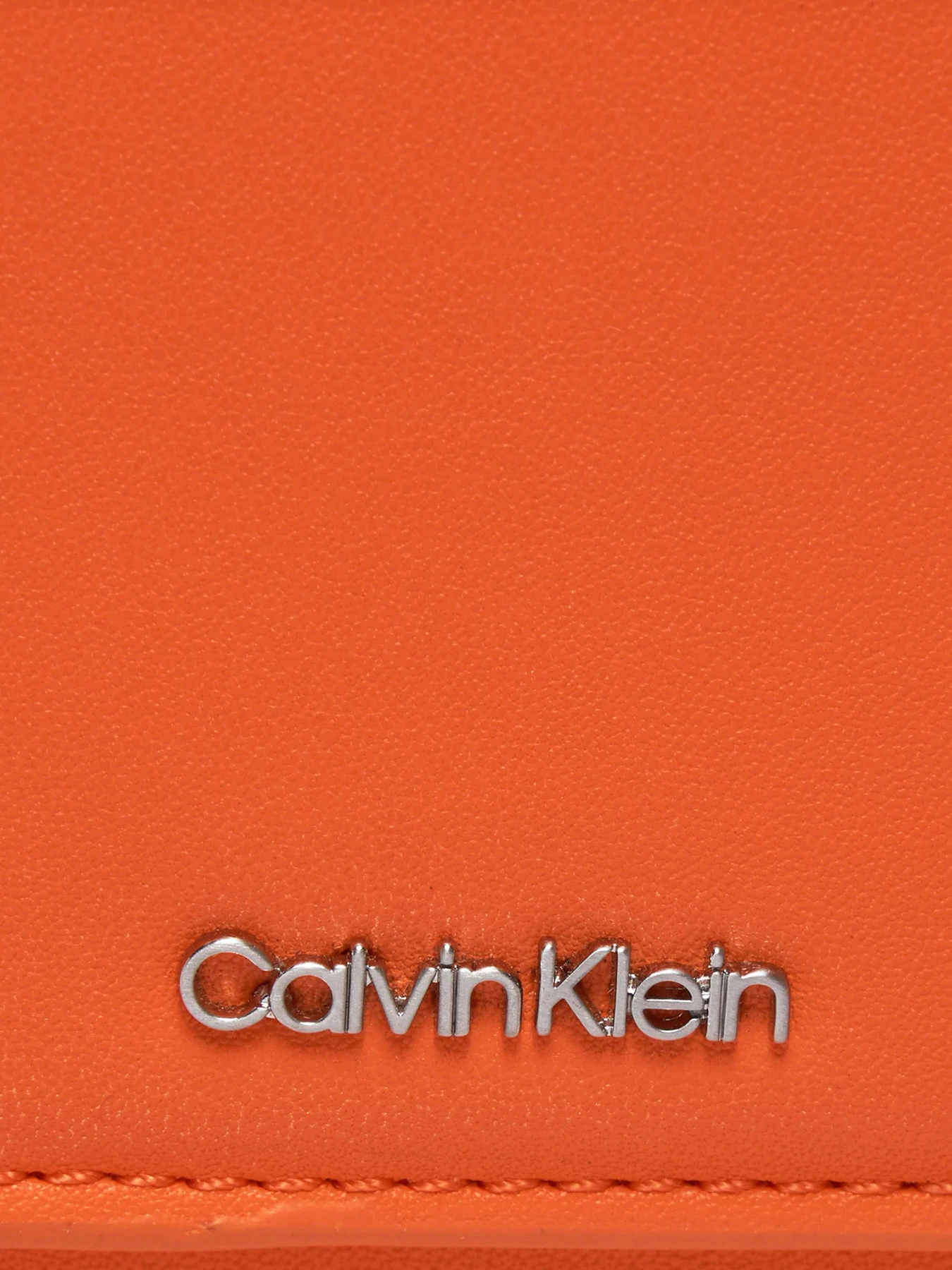 Сумки Calvin Klein модель K60K611434-SA3 Сумки Calvin Klein модель K60K611434-SA3 Фото