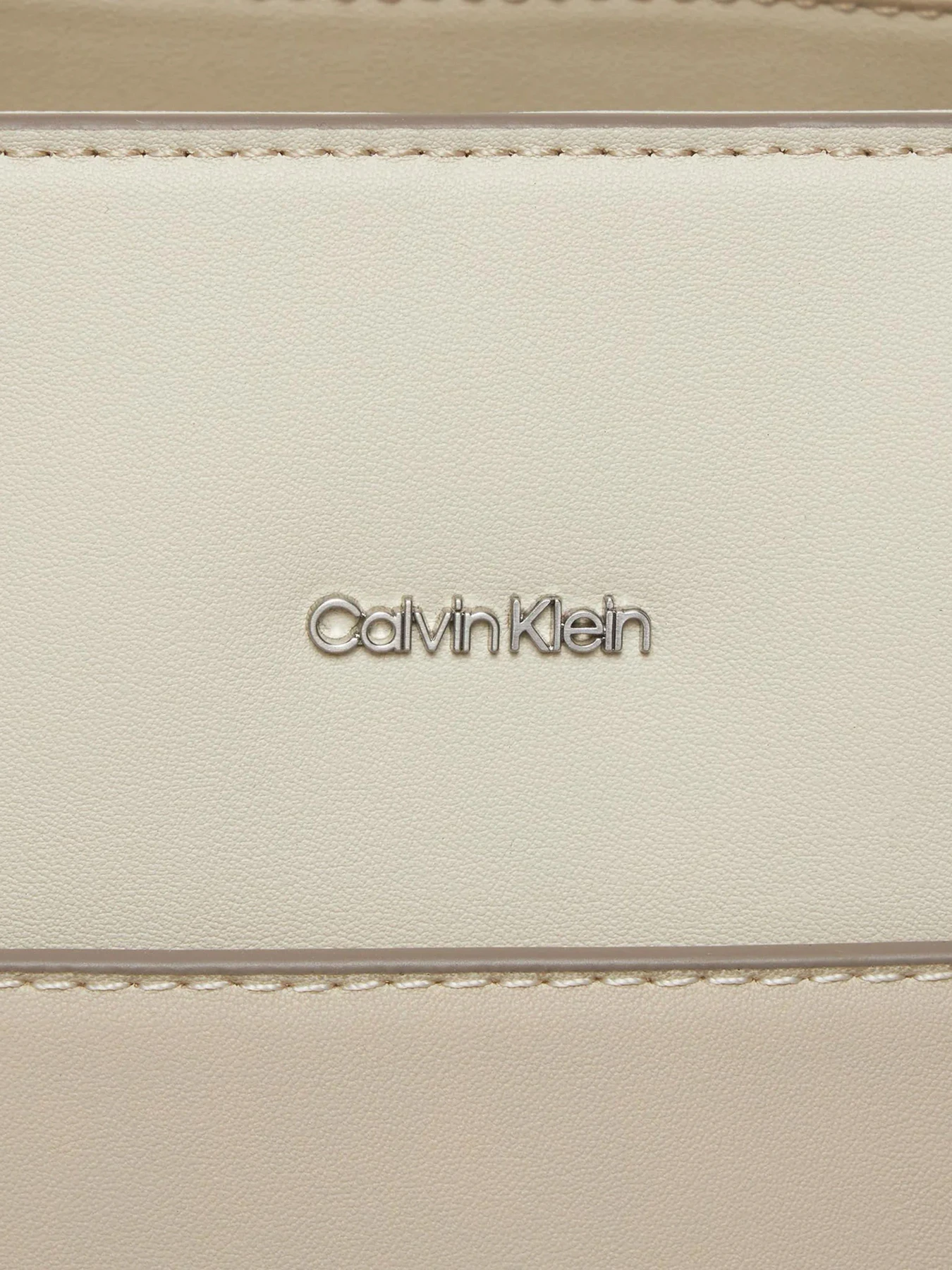 Сумки Calvin Klein модель K60K611454-PC4 Фото