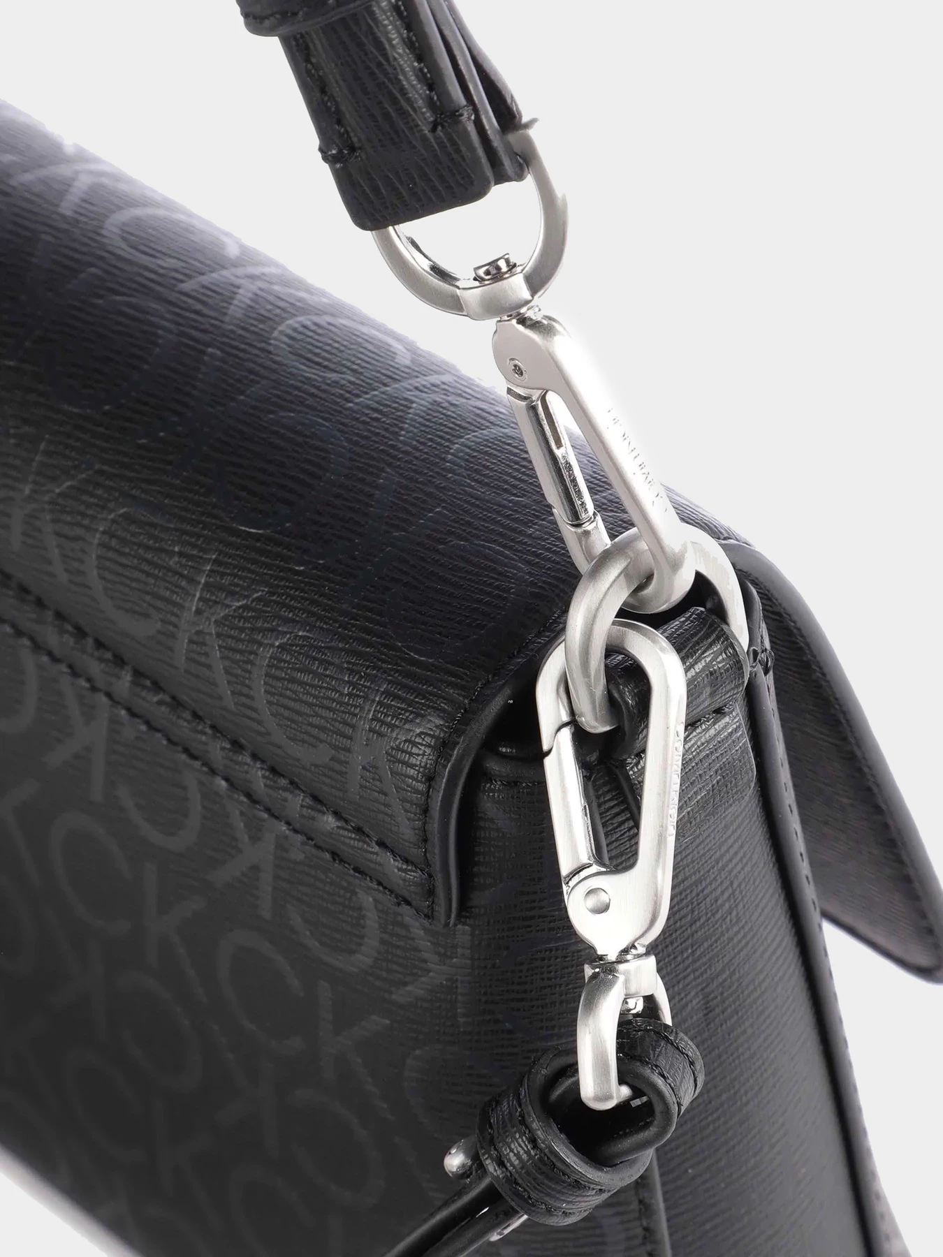 Сумки Calvin Klein модель K60K611360-0GJ Сумки Calvin Klein модель K60K611360-0GJ Фото