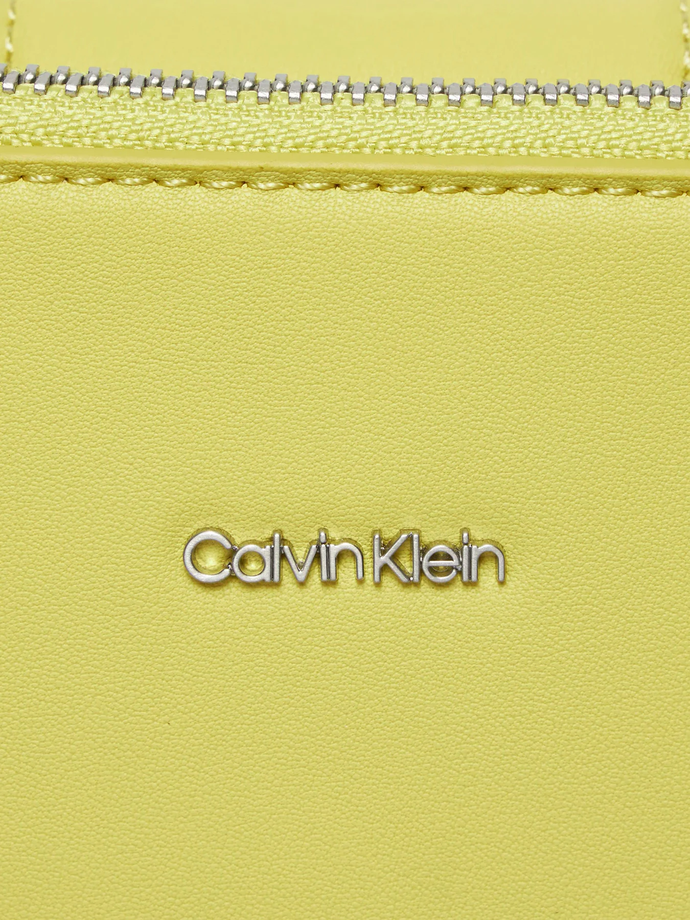 Сумки Calvin Klein модель K60K611441-ZAV Фото