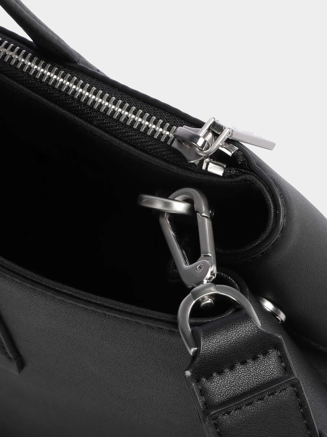 Сумки Calvin Klein модель K60K611441-BEH Сумки Calvin Klein модель K60K611441-BEH Фото