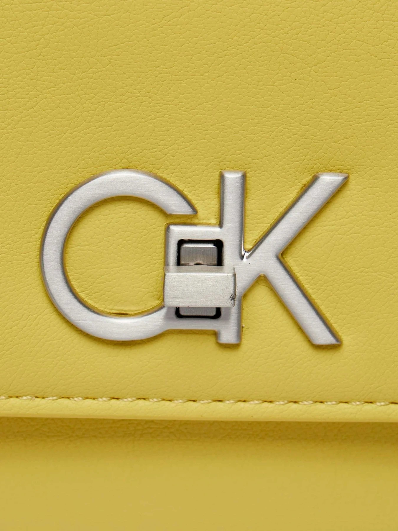 Сумки Calvin Klein модель K60K611083-ZAV Сумки Calvin Klein модель K60K611083-ZAV Фото