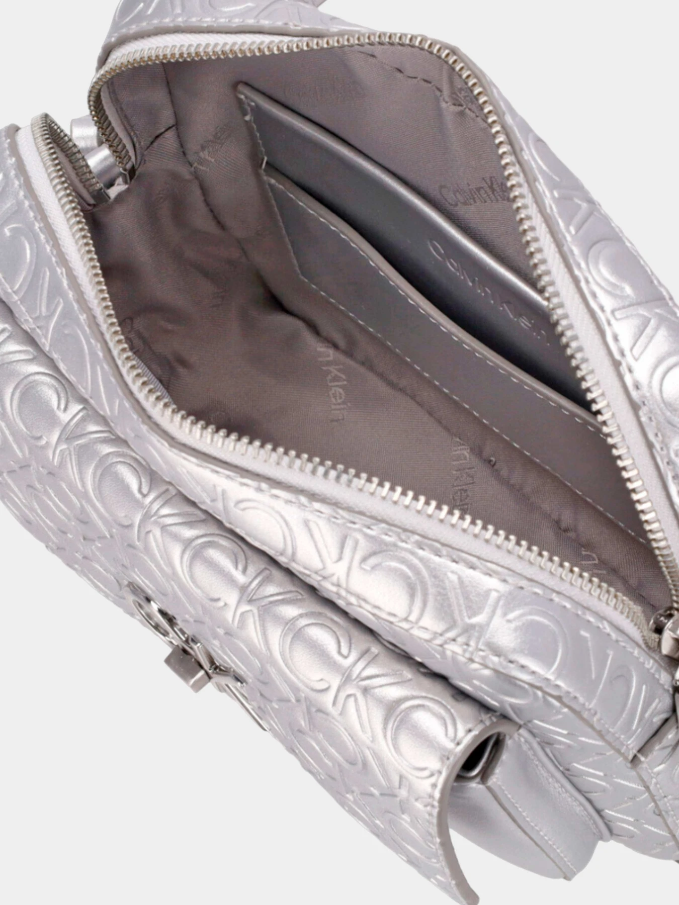 Сумки Calvin Klein модель K60K611337-PE6 Сумки Calvin Klein модель K60K611337-PE6 Фото