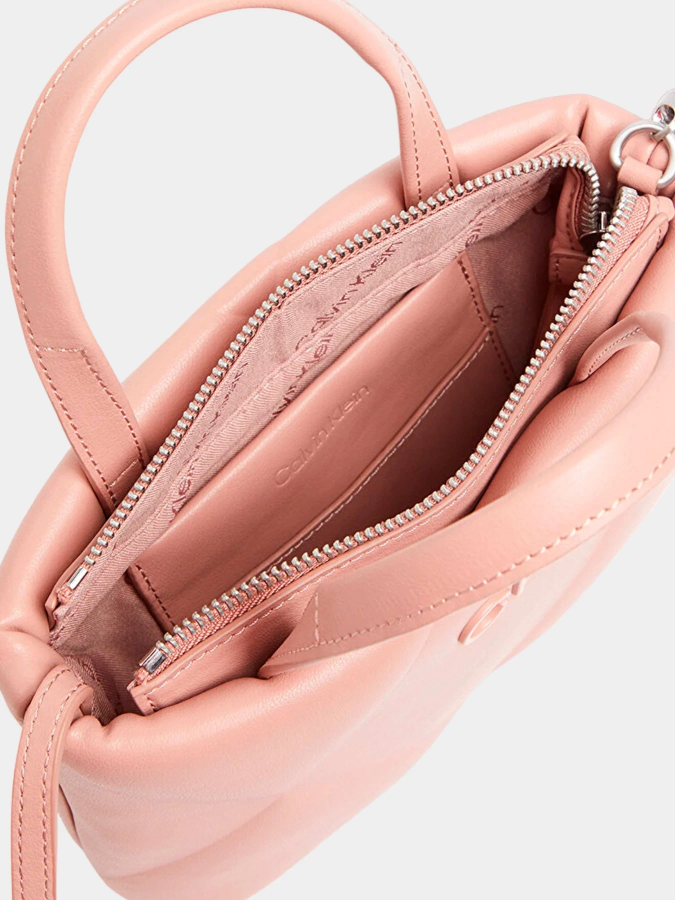 Сумки Calvin Klein модель K60K611340-VB8 Сумки Calvin Klein модель K60K611340-VB8 Фото