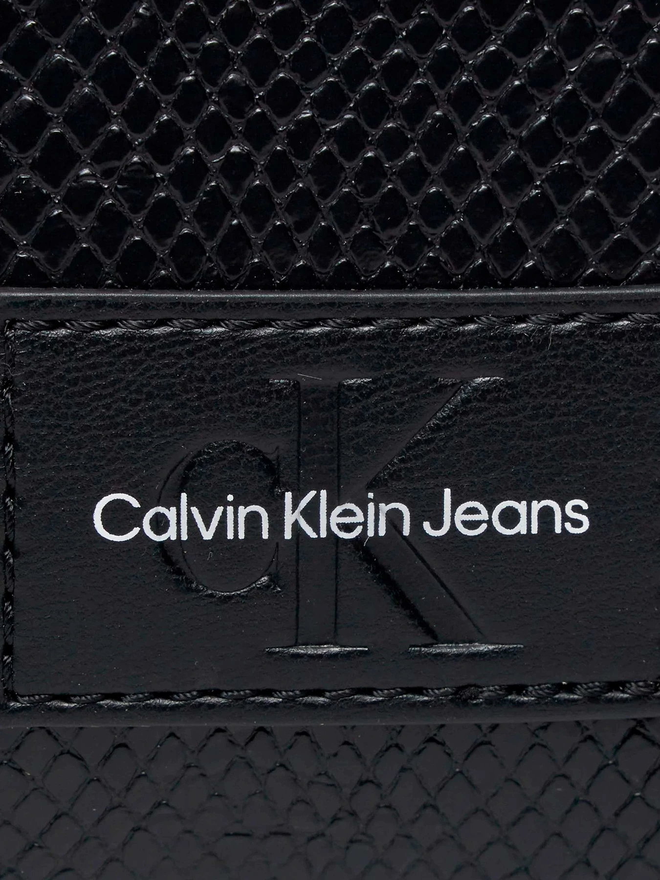 Сумки Calvin Klein модель K60K611551-BEH Фото