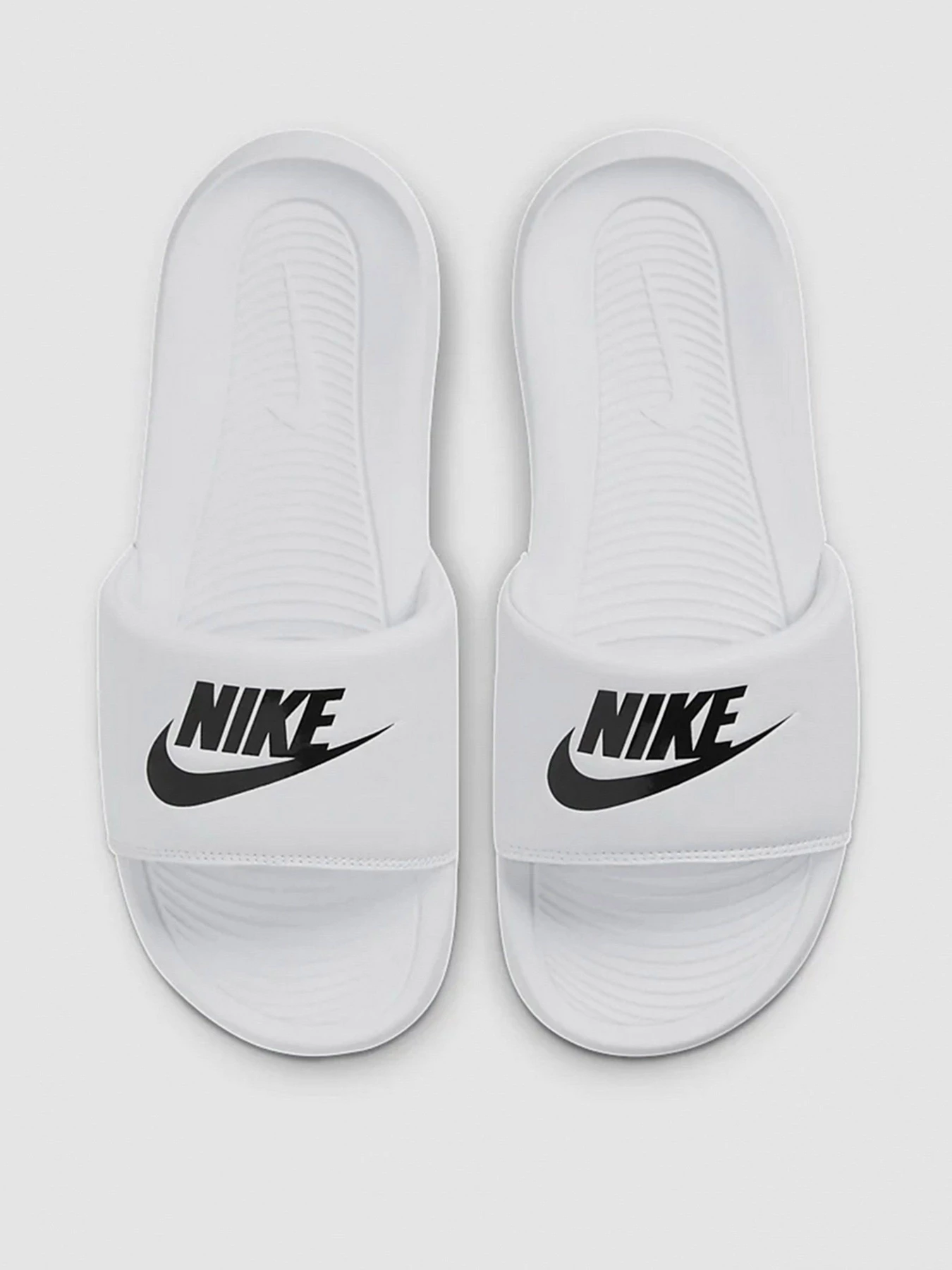 Шлёпанцы NIKE модель CN9677-100 Шлёпанцы NIKE модель CN9677-100 Фото