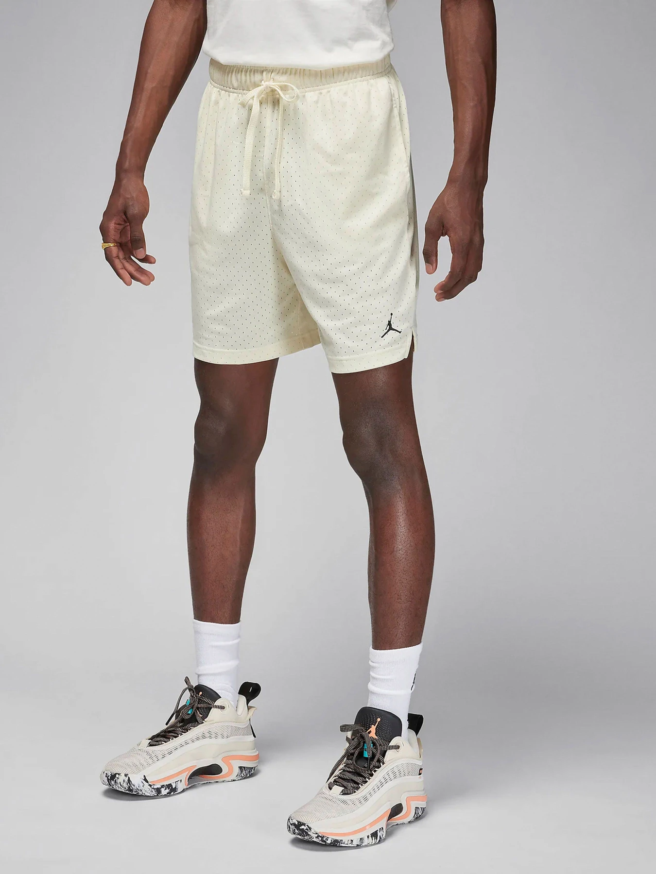 Шорты NIKE модель FN5816-113 Шорты NIKE модель FN5816-113 Фото
