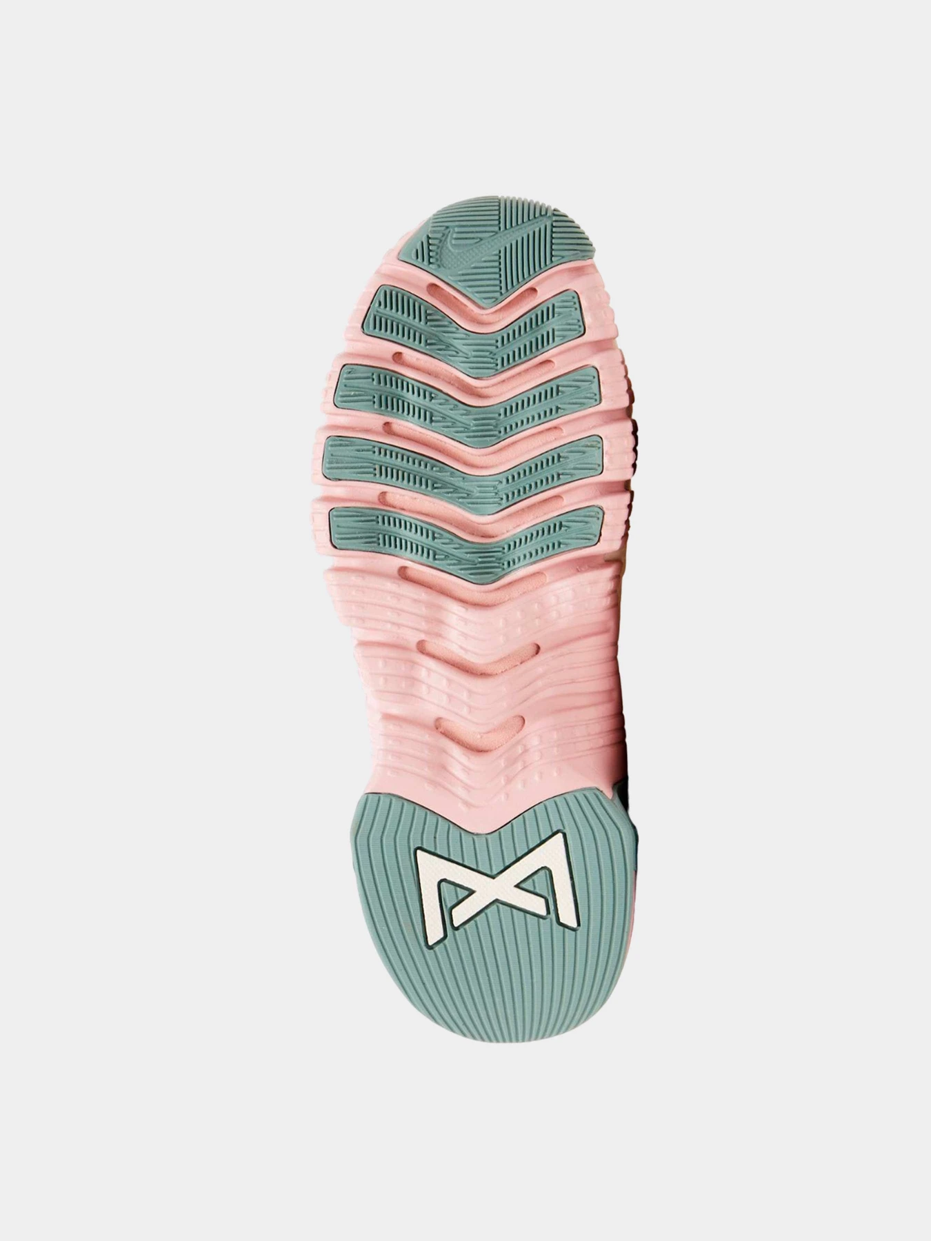 Кроссовки NIKE модель DV3950-102 Кроссовки NIKE модель DV3950-102 Фото