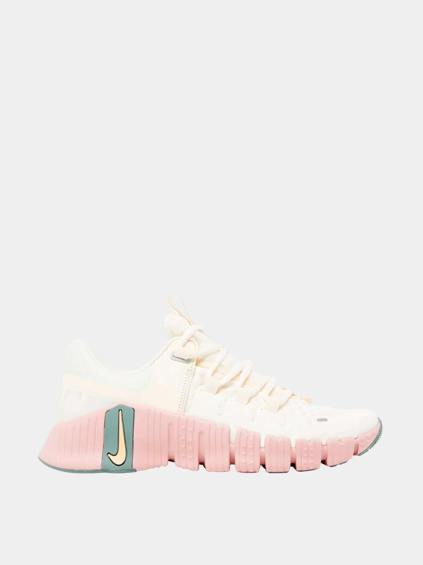 Кроссовки NIKE модель DV3950-102 Кроссовки NIKE модель DV3950-102 Фото