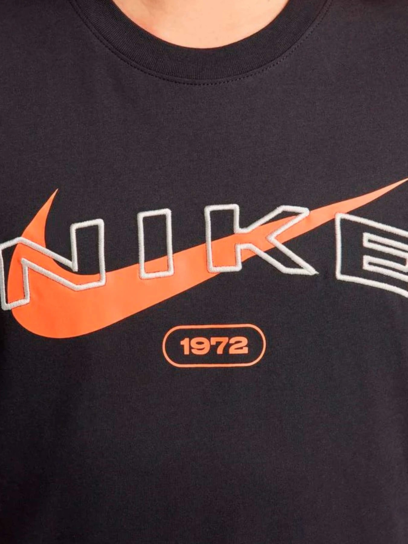 Футболки и поло NIKE модель FV5711-010 Футболки и поло NIKE модель FV5711-010 Фото