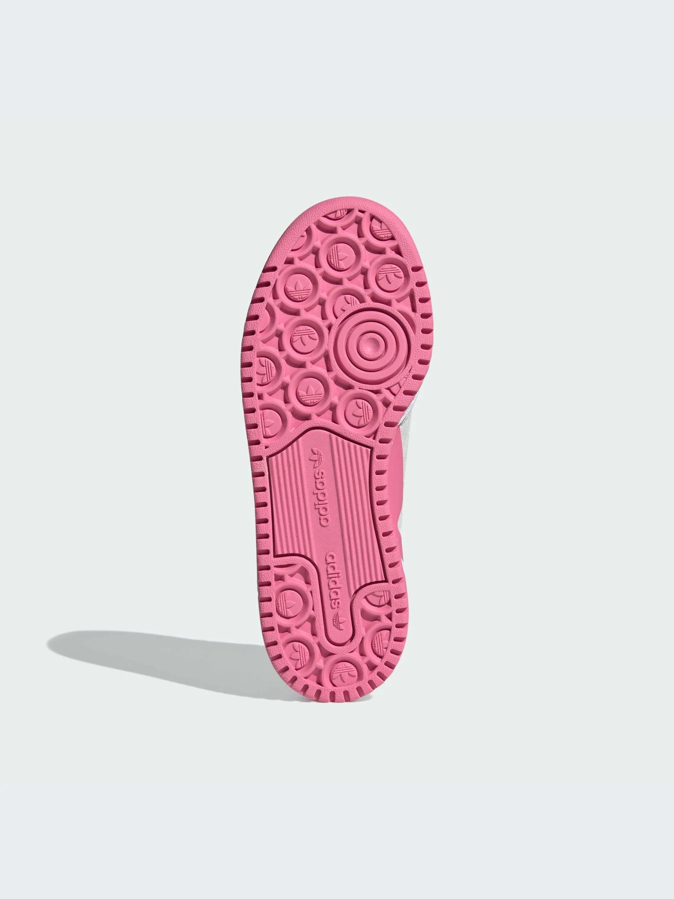 Кроссовки Adidas Forum модель IF1229-KZ Кроссовки Adidas Forum модель IF1229-KZ Фото