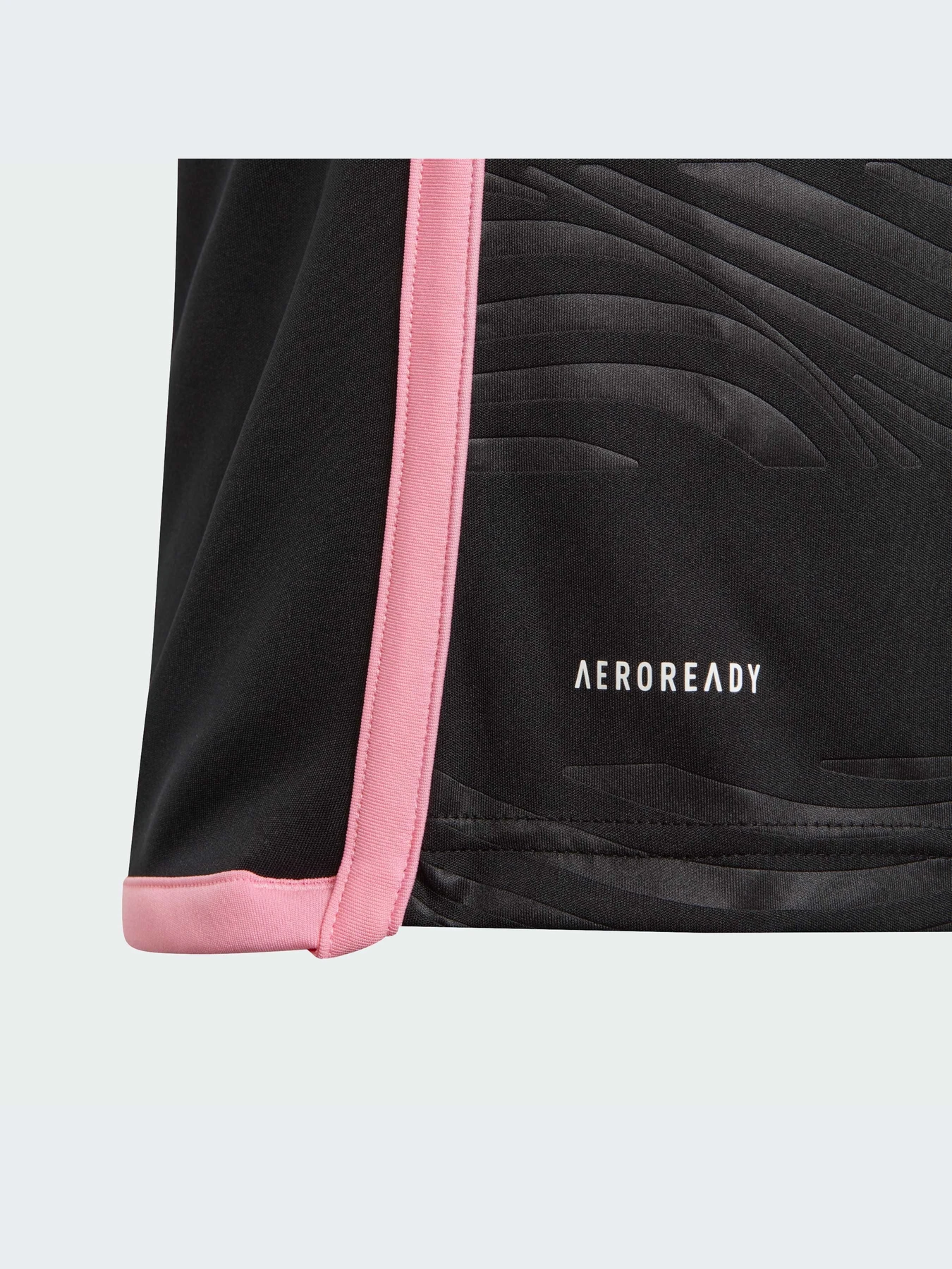 Футболки и поло Adidas модель JE9740-KZ Футболки и поло Adidas модель JE9740-KZ Фото