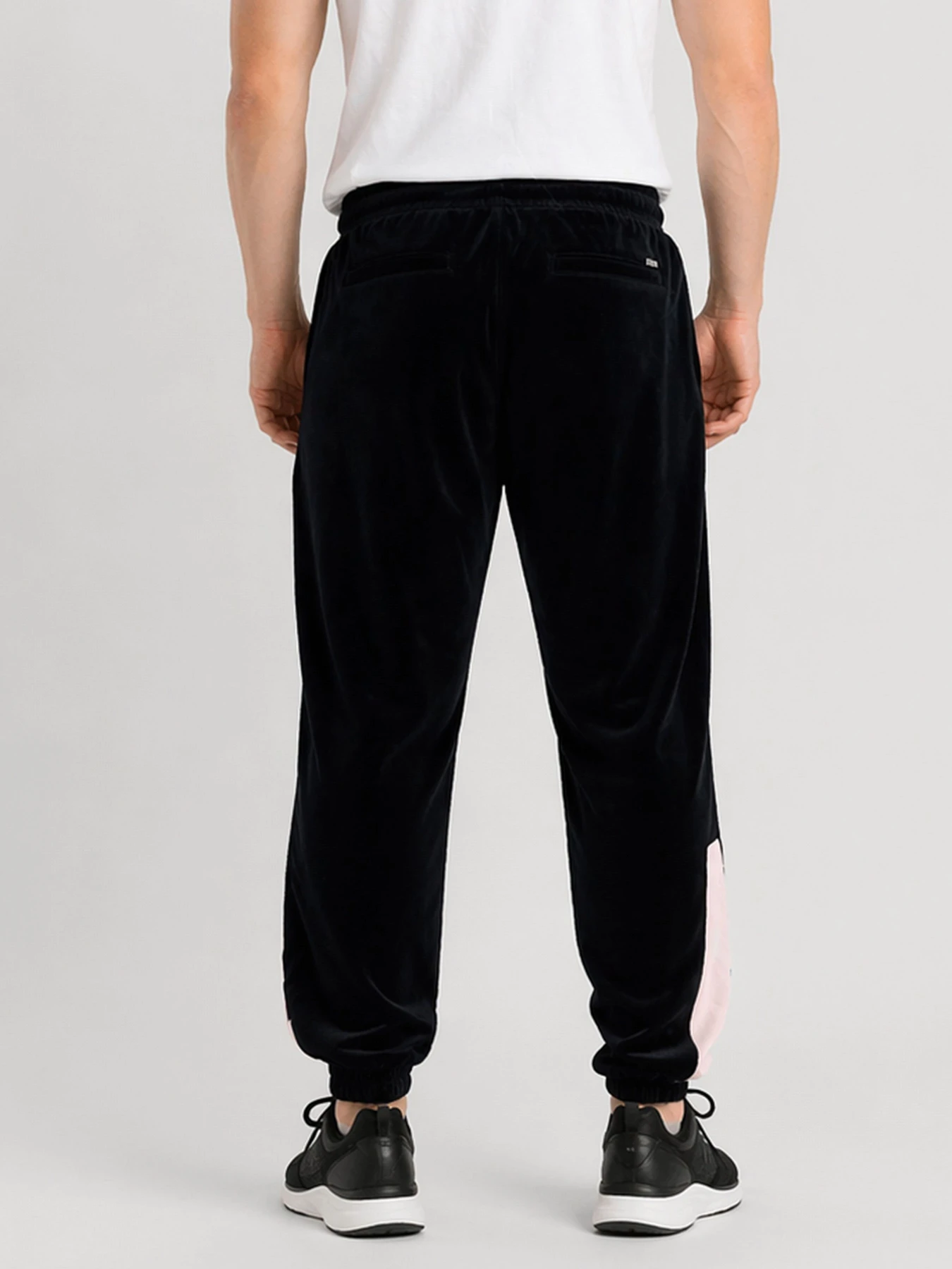 Брюки Emporio Armani модель 6R1PQ2-1JJWZ-09S4 Брюки Emporio Armani модель 6R1PQ2-1JJWZ-09S4 Фото