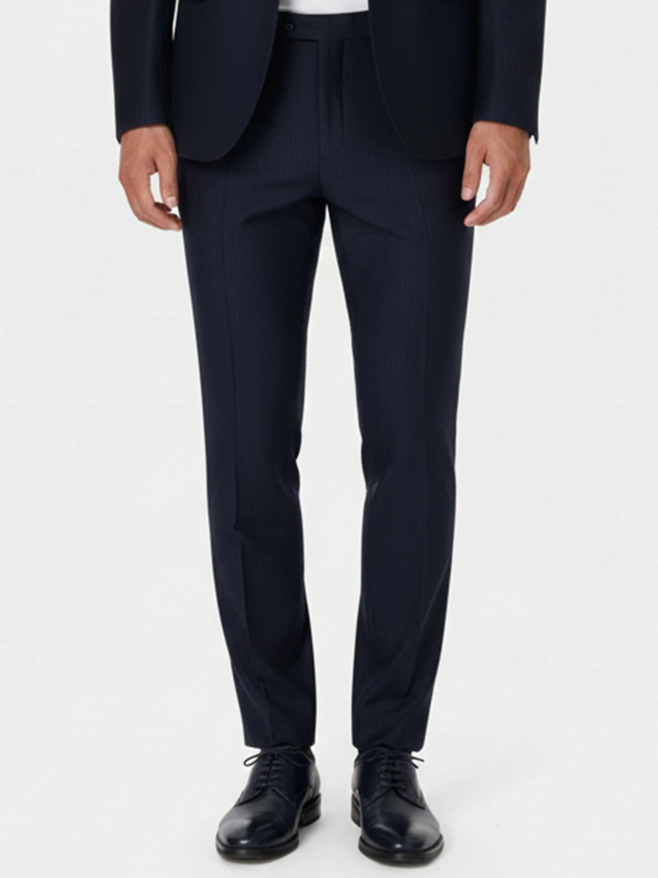 Костюмы Emporio Armani модель H41VMM-E1519-917 Костюмы Emporio Armani модель H41VMM-E1519-917 Фото