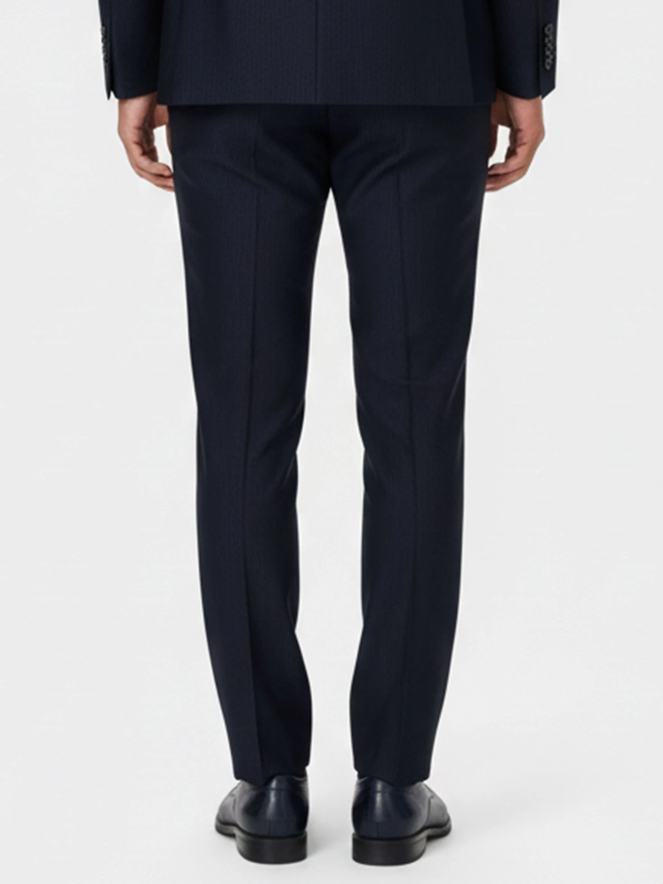 Костюмы Emporio Armani модель H41VMM-E1519-917 Костюмы Emporio Armani модель H41VMM-E1519-917 Фото