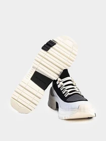 Кроссовки Calvin Klein модель YM0YM00727-01W Фото