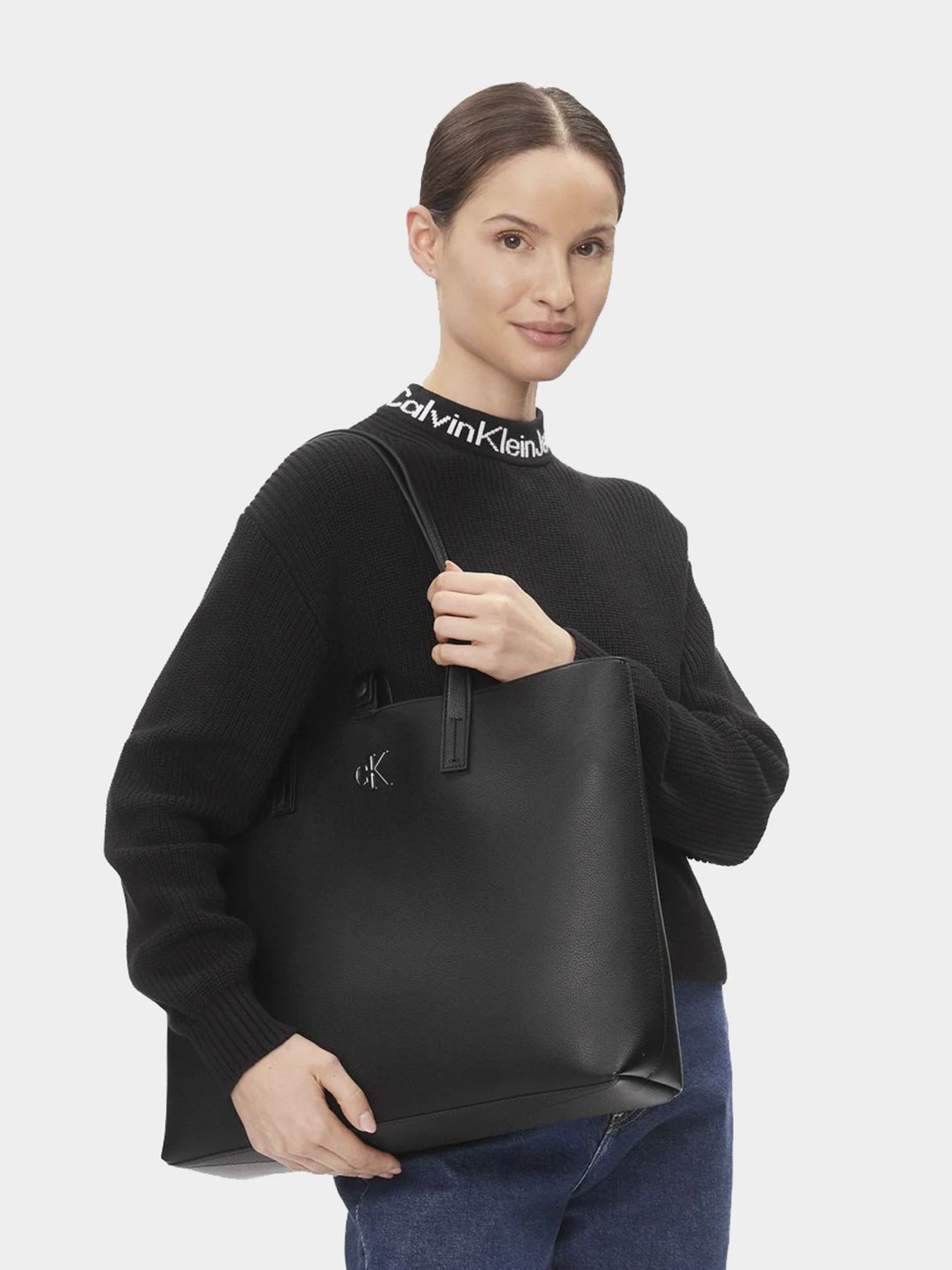 Сумки Calvin Klein модель K60K611501-BEH Сумки Calvin Klein модель K60K611501-BEH Фото