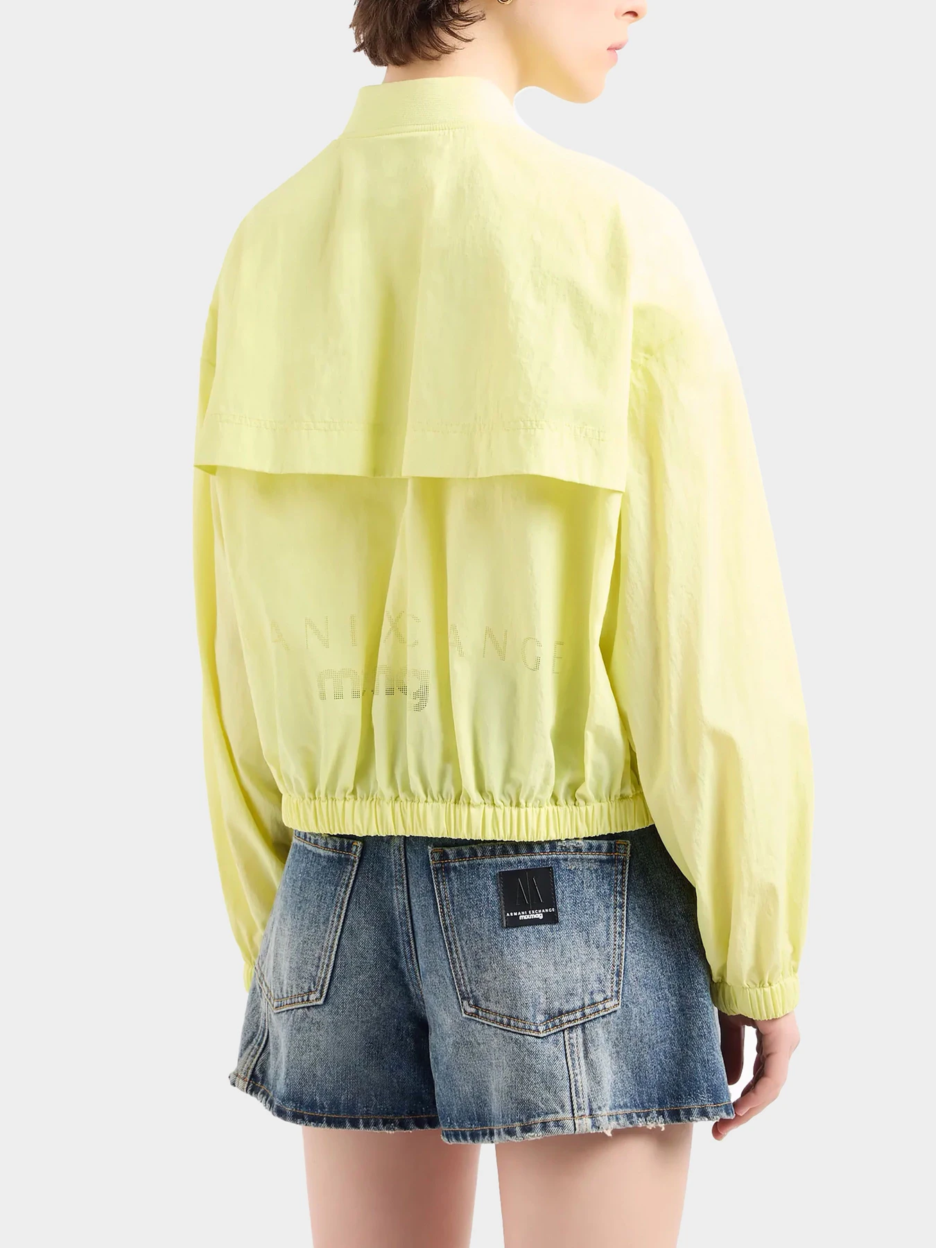 Куртки и дубленки Armani Exchange модель 3DYB46-YN5RZ-1692 Куртки и дубленки Armani Exchange модель 3DYB46-YN5RZ-1692 Фото