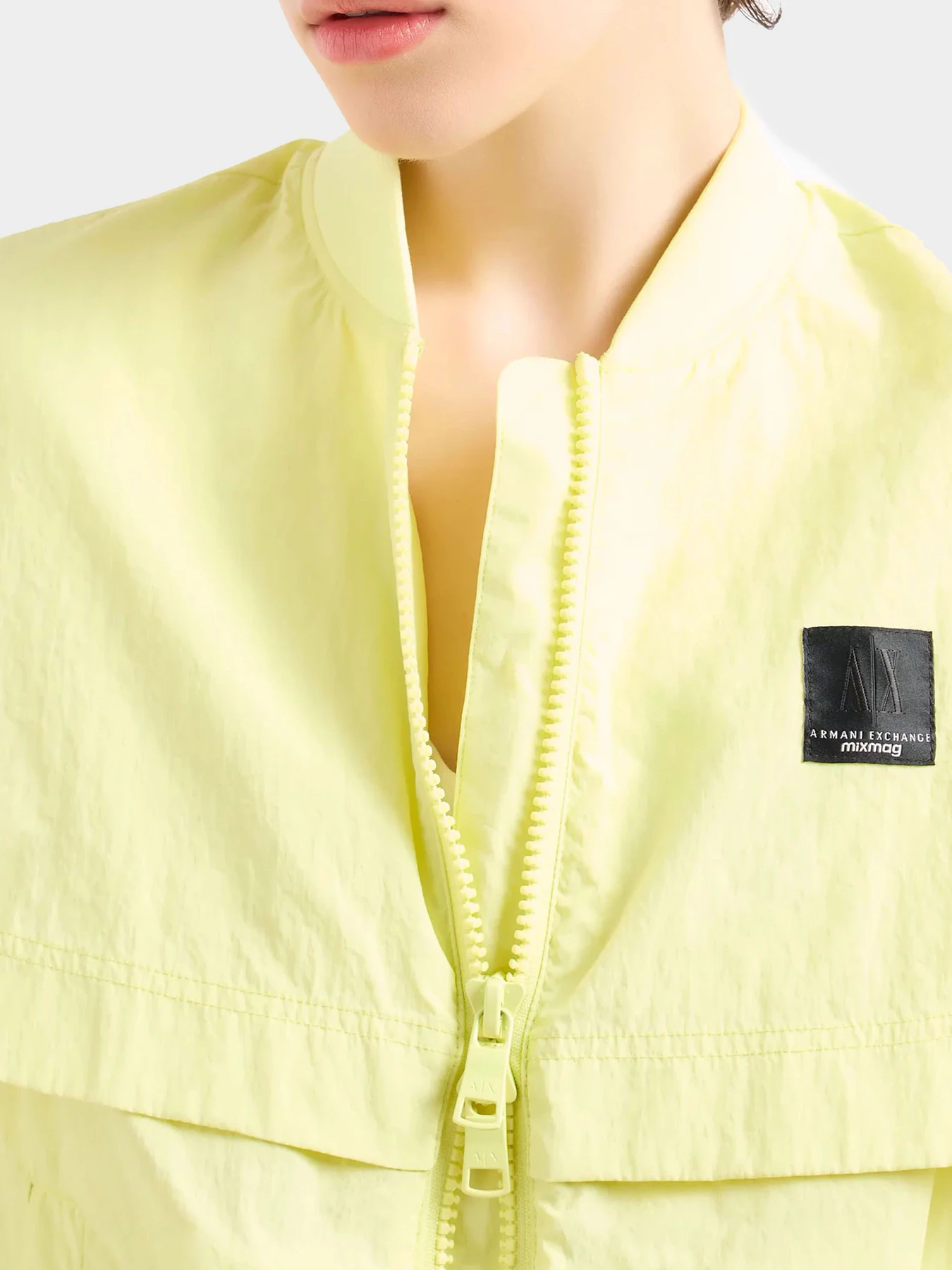 Куртки и дубленки Armani Exchange модель 3DYB46-YN5RZ-1692 Куртки и дубленки Armani Exchange модель 3DYB46-YN5RZ-1692 Фото