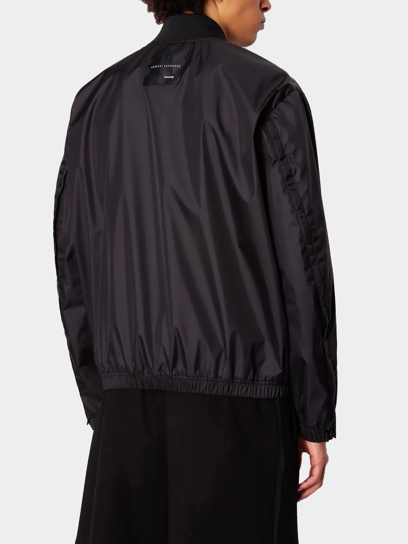 Куртки и дубленки Armani Exchange модель 3DZB20-ZN4EZ-1200 Куртки и дубленки Armani Exchange модель 3DZB20-ZN4EZ-1200 Фото