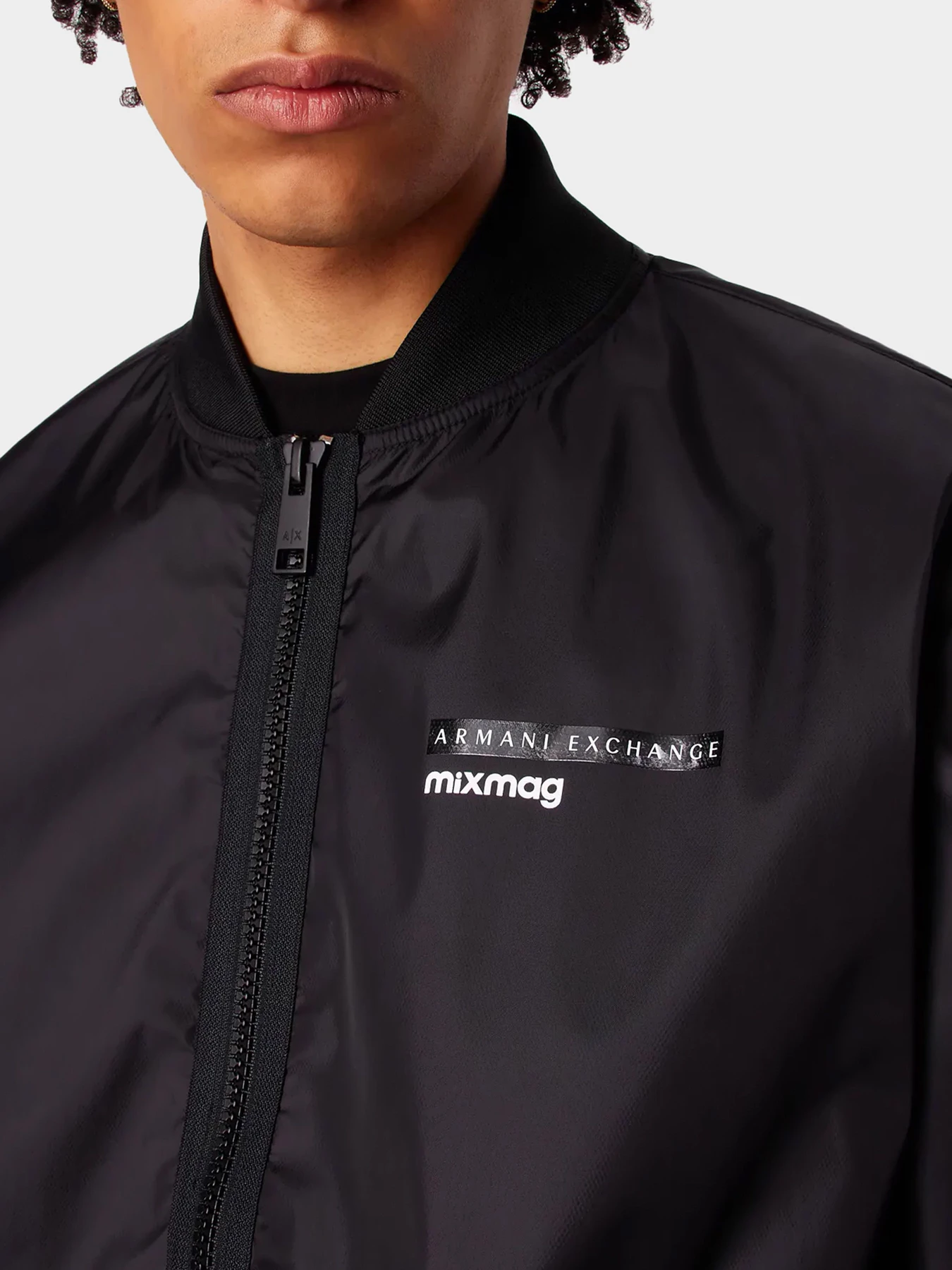 Куртки и дубленки Armani Exchange модель 3DZB20-ZN4EZ-1200 Куртки и дубленки Armani Exchange модель 3DZB20-ZN4EZ-1200 Фото