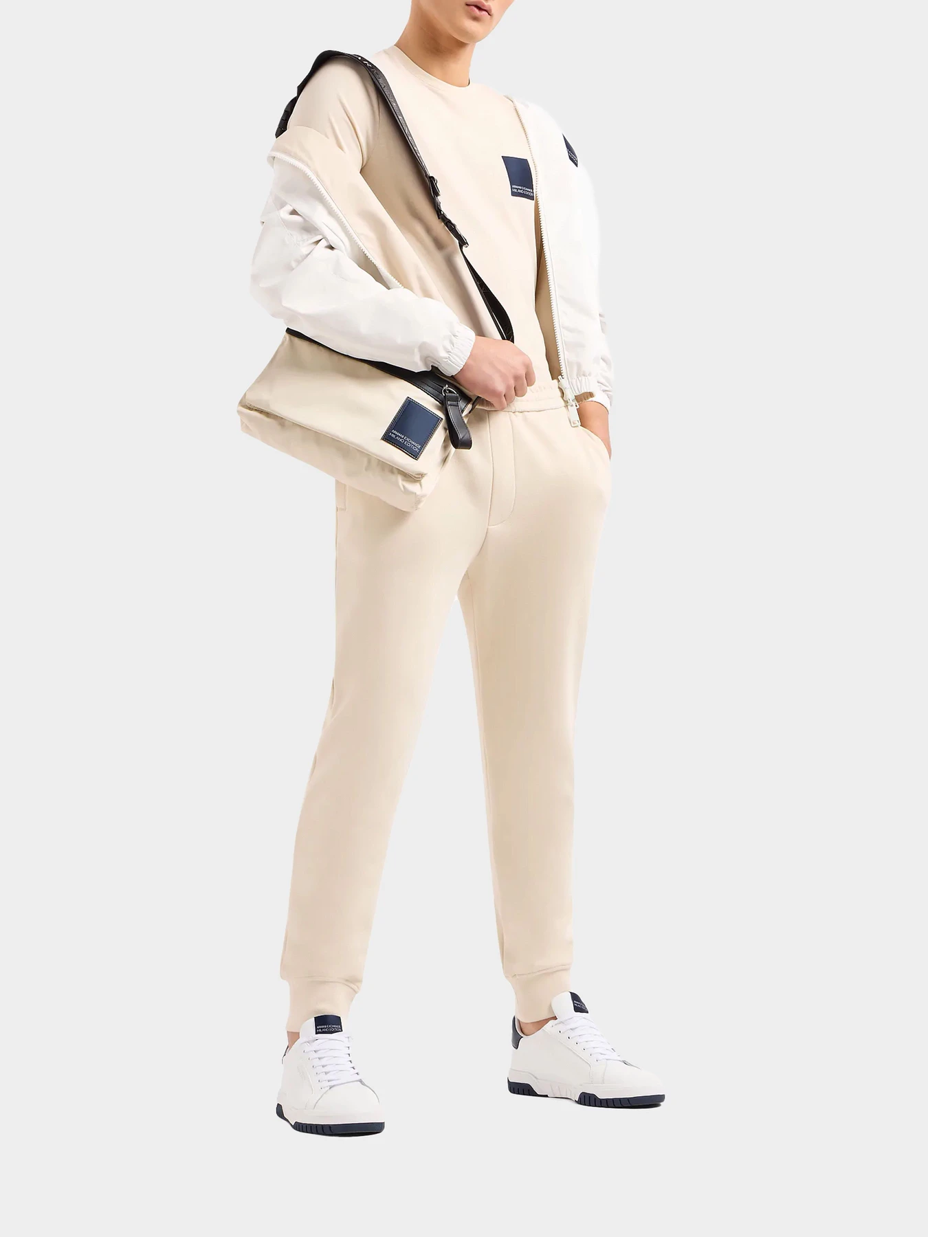 Брюки Armani Exchange модель 3DZPHH-ZJGGZ-1792 Брюки Armani Exchange модель 3DZPHH-ZJGGZ-1792 Фото