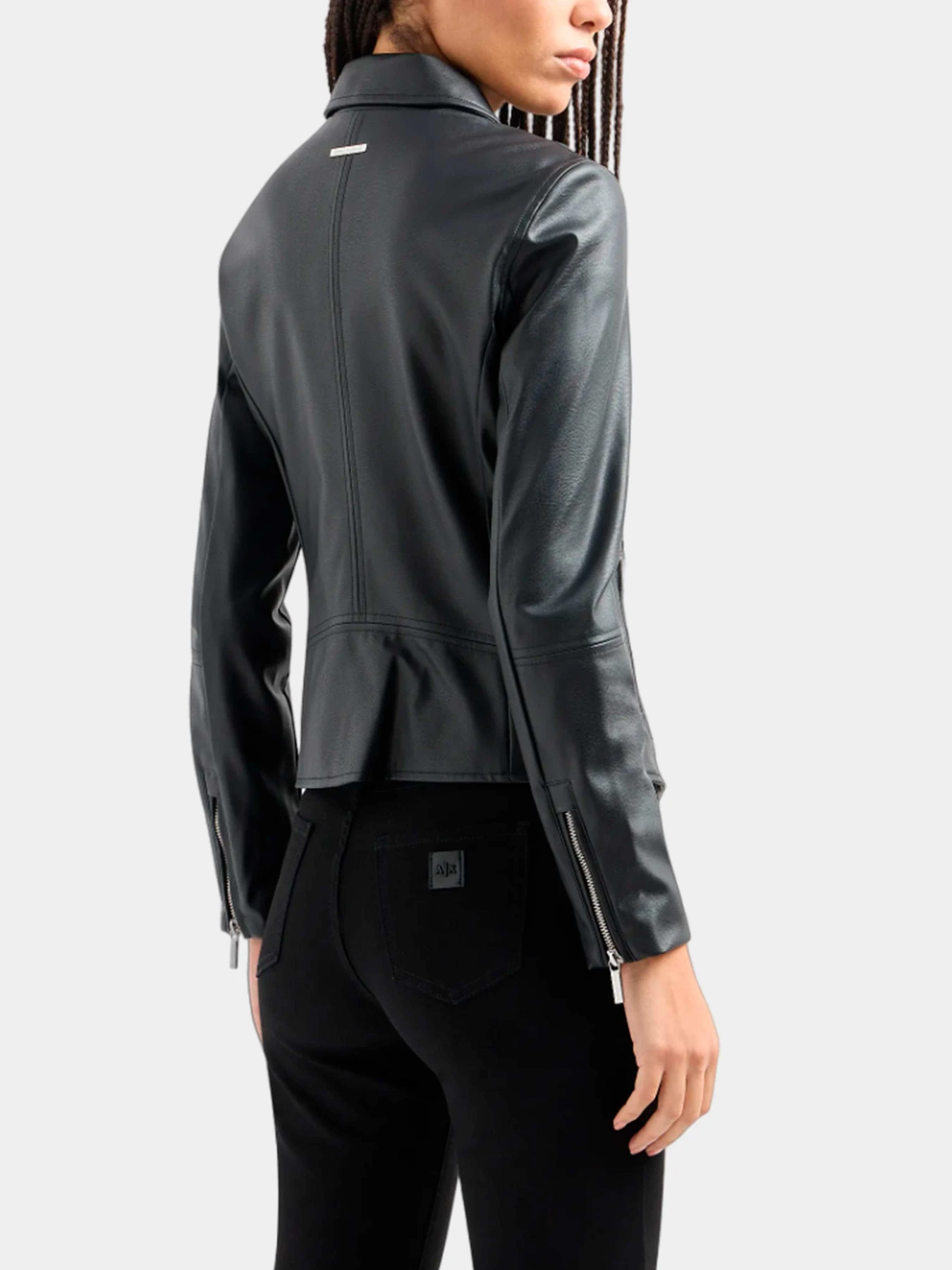 Куртки и дубленки Armani Exchange модель 8NYB13-YNVLZ-1200 Куртки и дубленки Armani Exchange модель 8NYB13-YNVLZ-1200 Фото