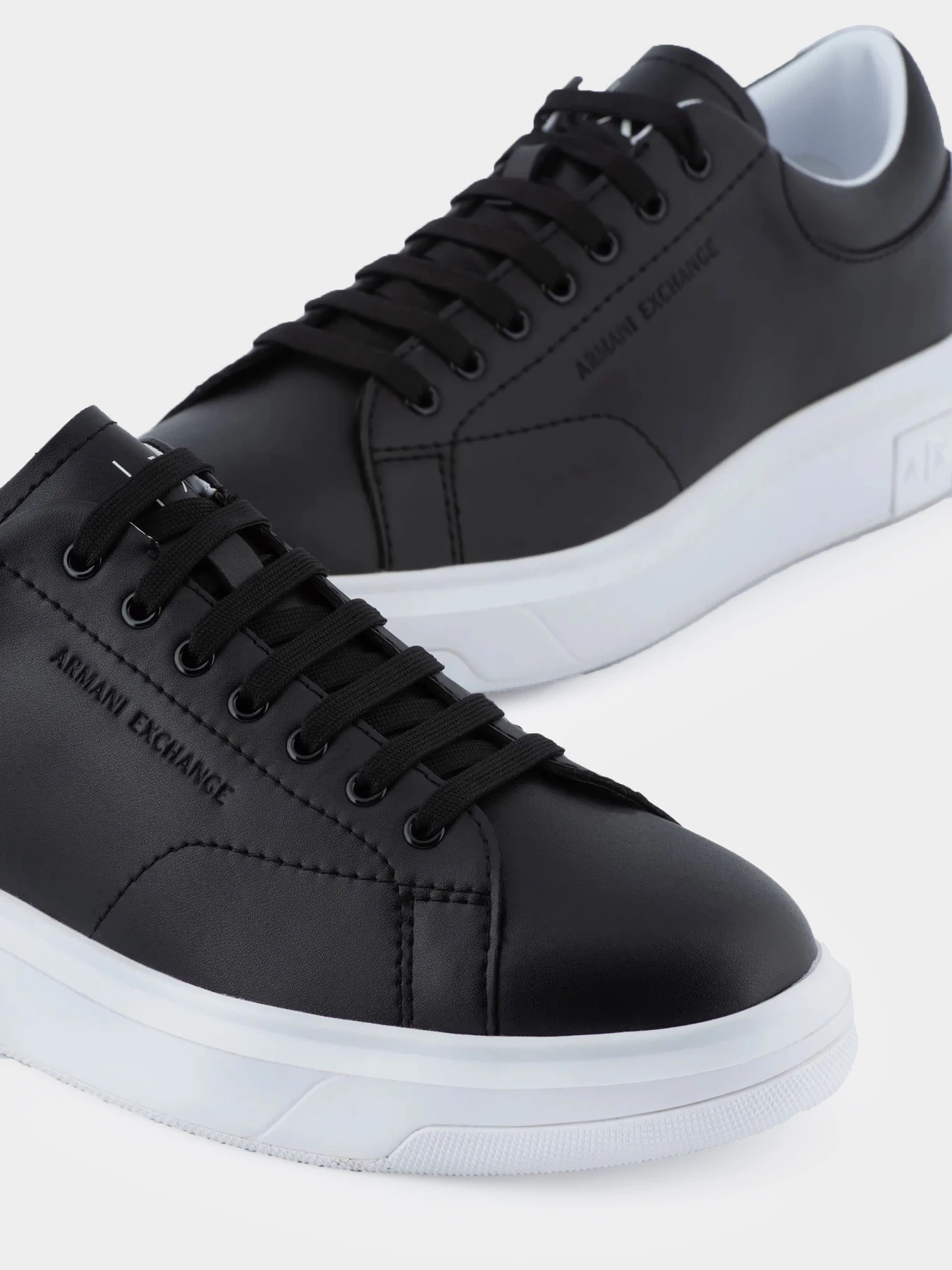 Кеды Armani Exchange модель XUX123-XV534-00002 Кеды Armani Exchange модель XUX123-XV534-00002 Фото