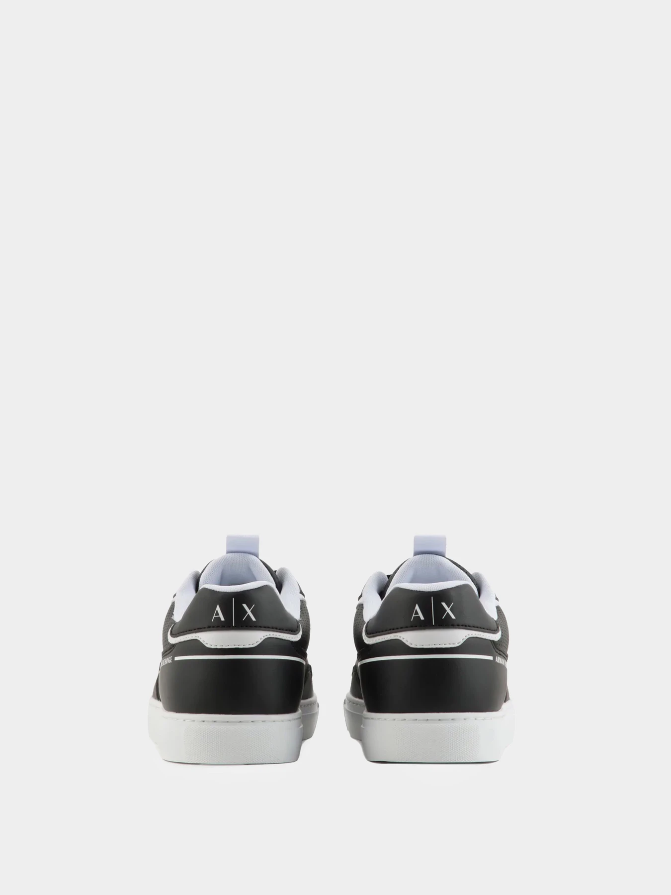 Кроссовки Armani Exchange модель XUX199-XV800-S277 Кроссовки Armani Exchange модель XUX199-XV800-S277 Фото