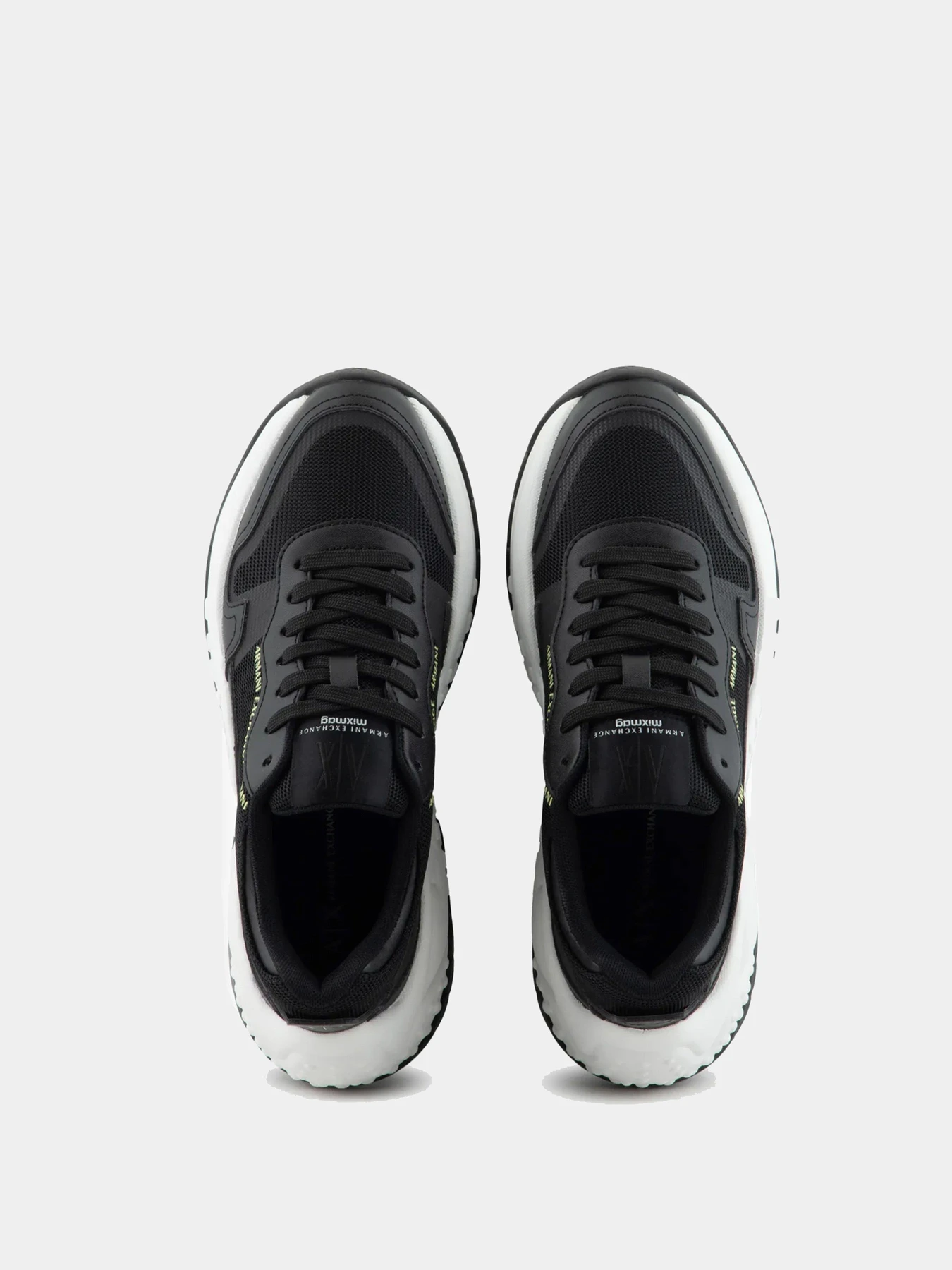 Кроссовки Armani Exchange модель XDX158-XV839-00002 Кроссовки Armani Exchange модель XDX158-XV839-00002 Фото