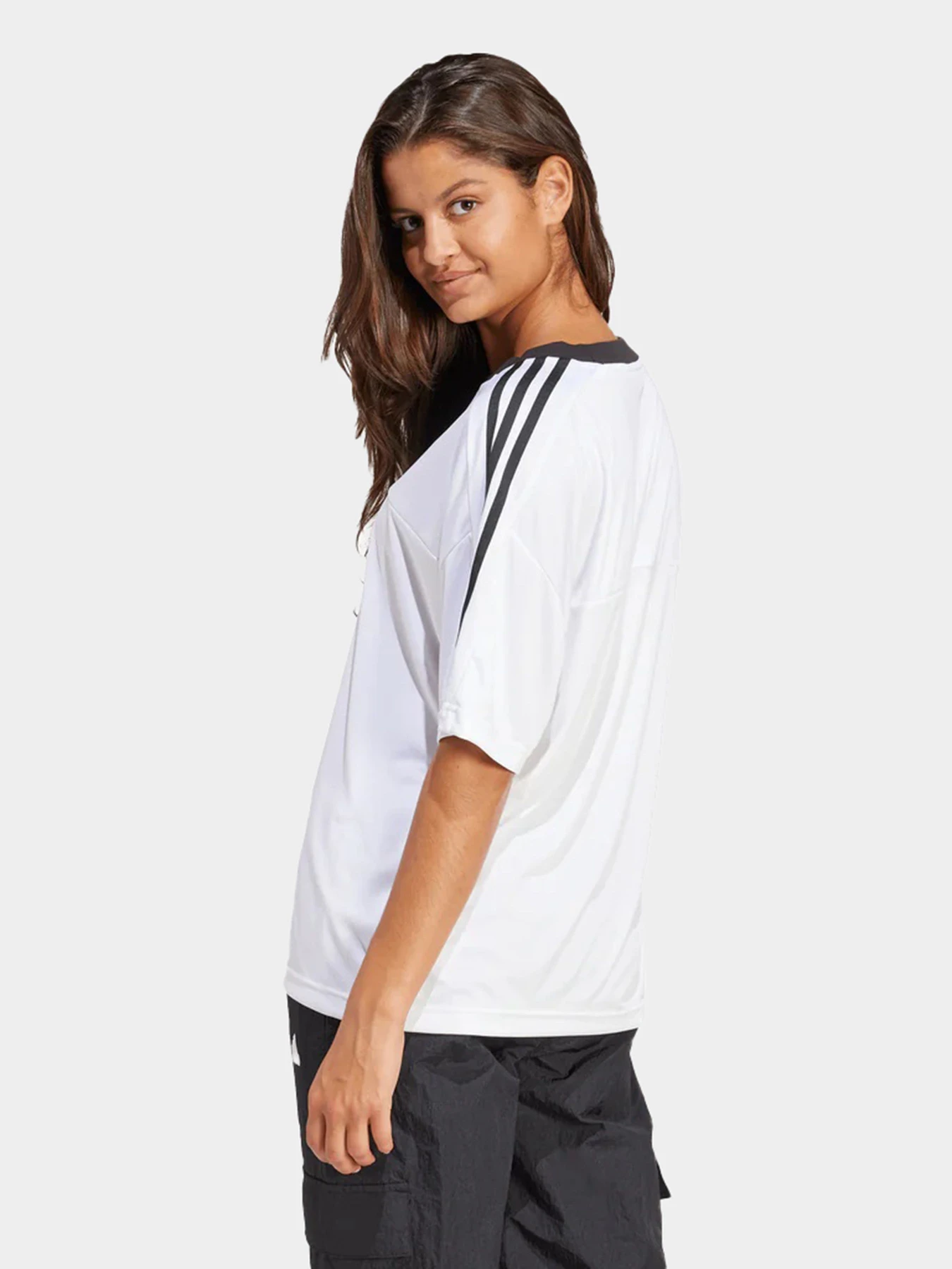 Футболки и поло Adidas модель IP1696 Футболки и поло Adidas модель IP1696 Фото