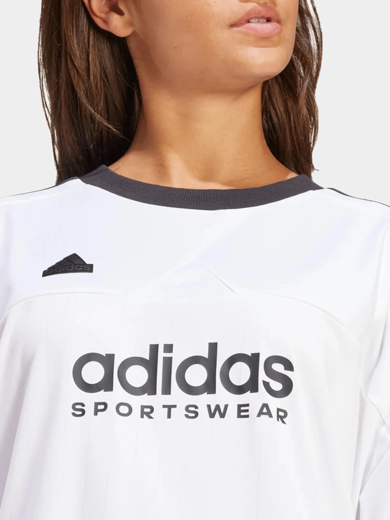 Футболки и поло Adidas модель IP1696 Футболки и поло Adidas модель IP1696 Фото
