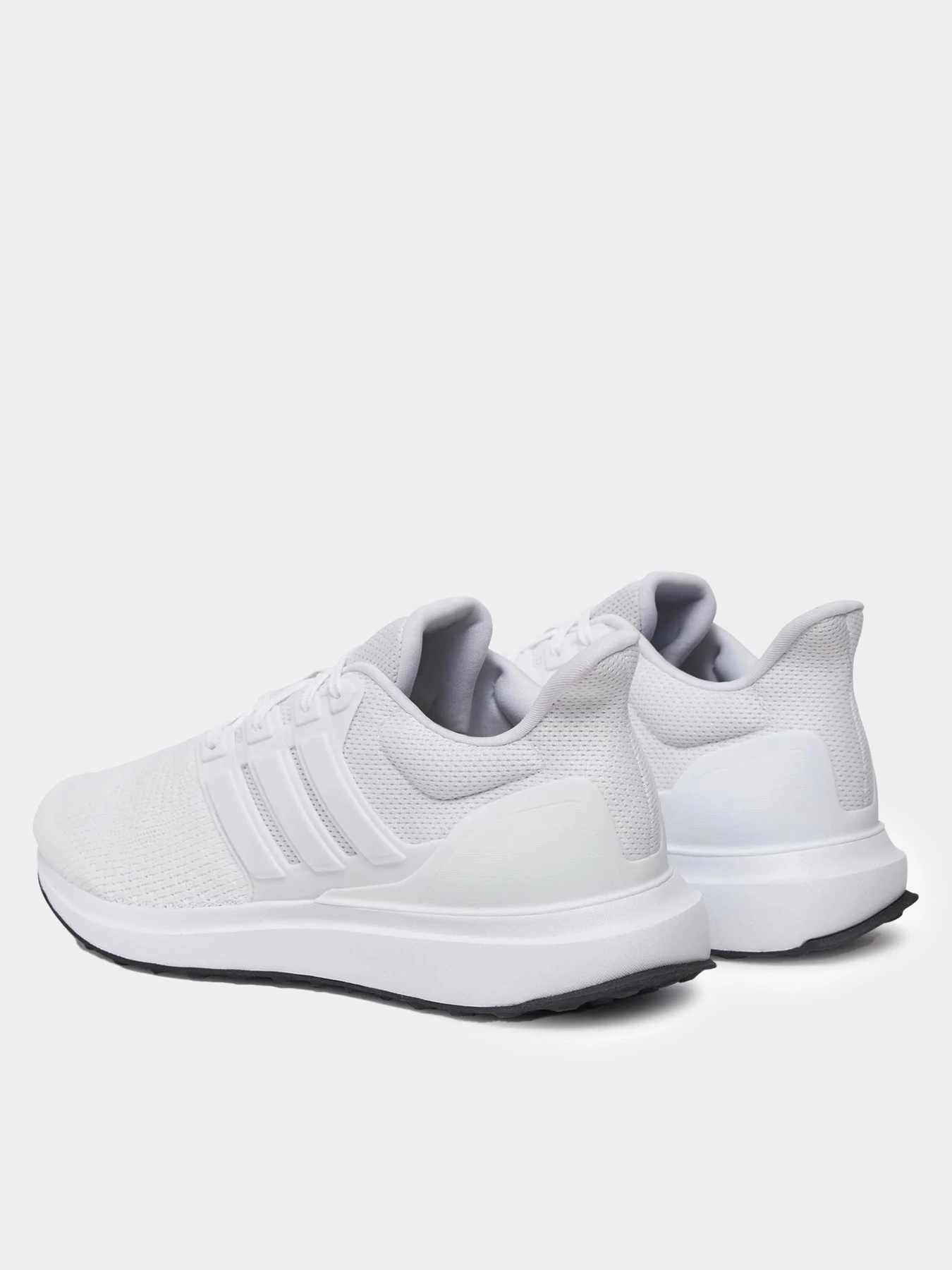Кроссовки Adidas модель IG6000 Кроссовки Adidas модель IG6000 Фото