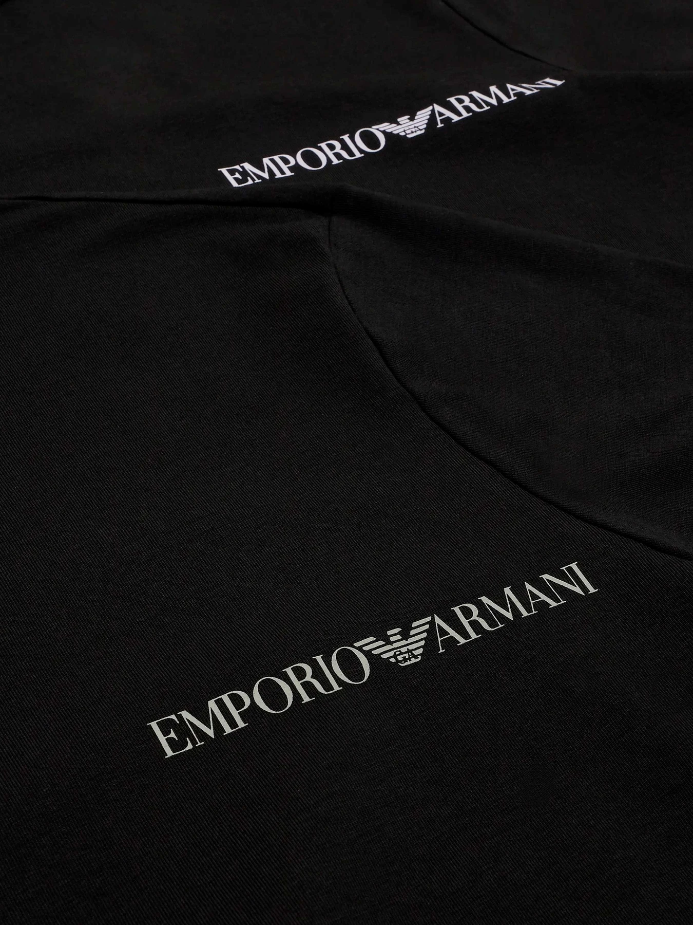 Футболки и поло Emporio Armani модель 111267-4R717-07320 Футболки и поло Emporio Armani модель 111267-4R717-07320 Фото