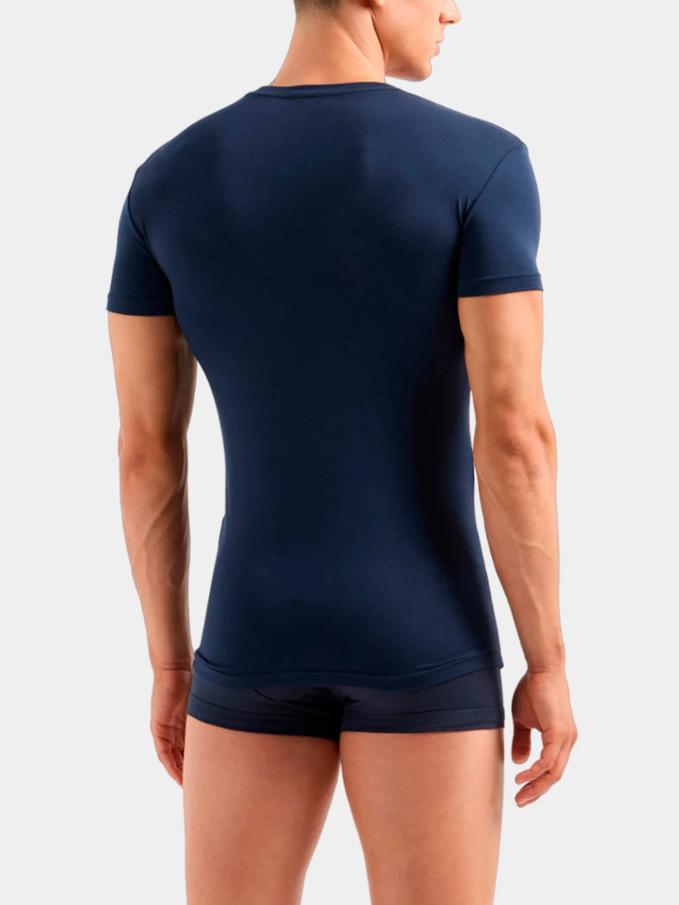 Футболки и поло Emporio Armani модель 111670-4R733-19555 Футболки и поло Emporio Armani модель 111670-4R733-19555 Фото