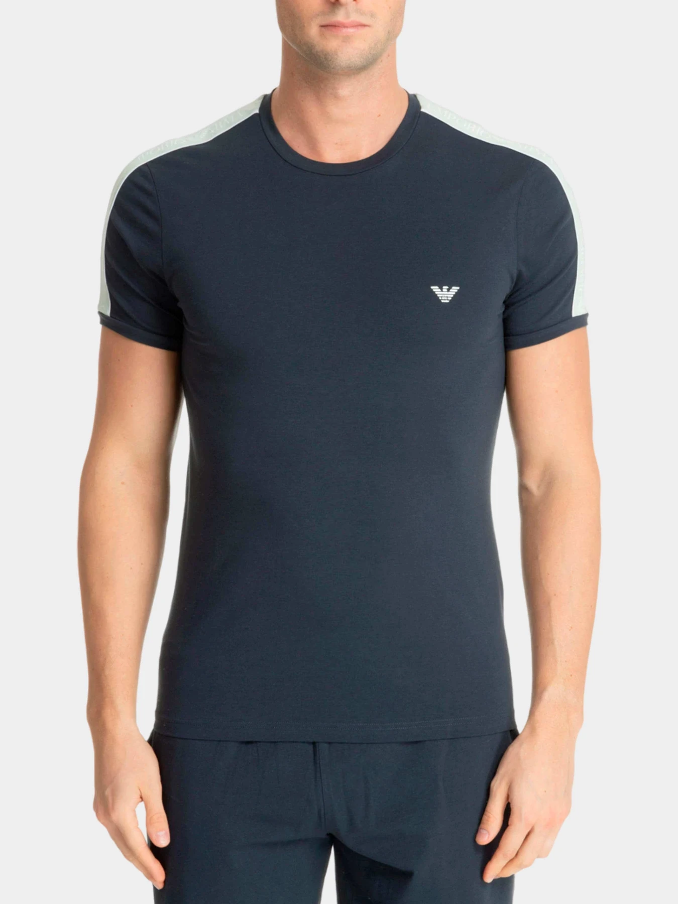Футболки и поло Emporio Armani модель 111890-4R717-00135 Футболки и поло Emporio Armani модель 111890-4R717-00135 Фото