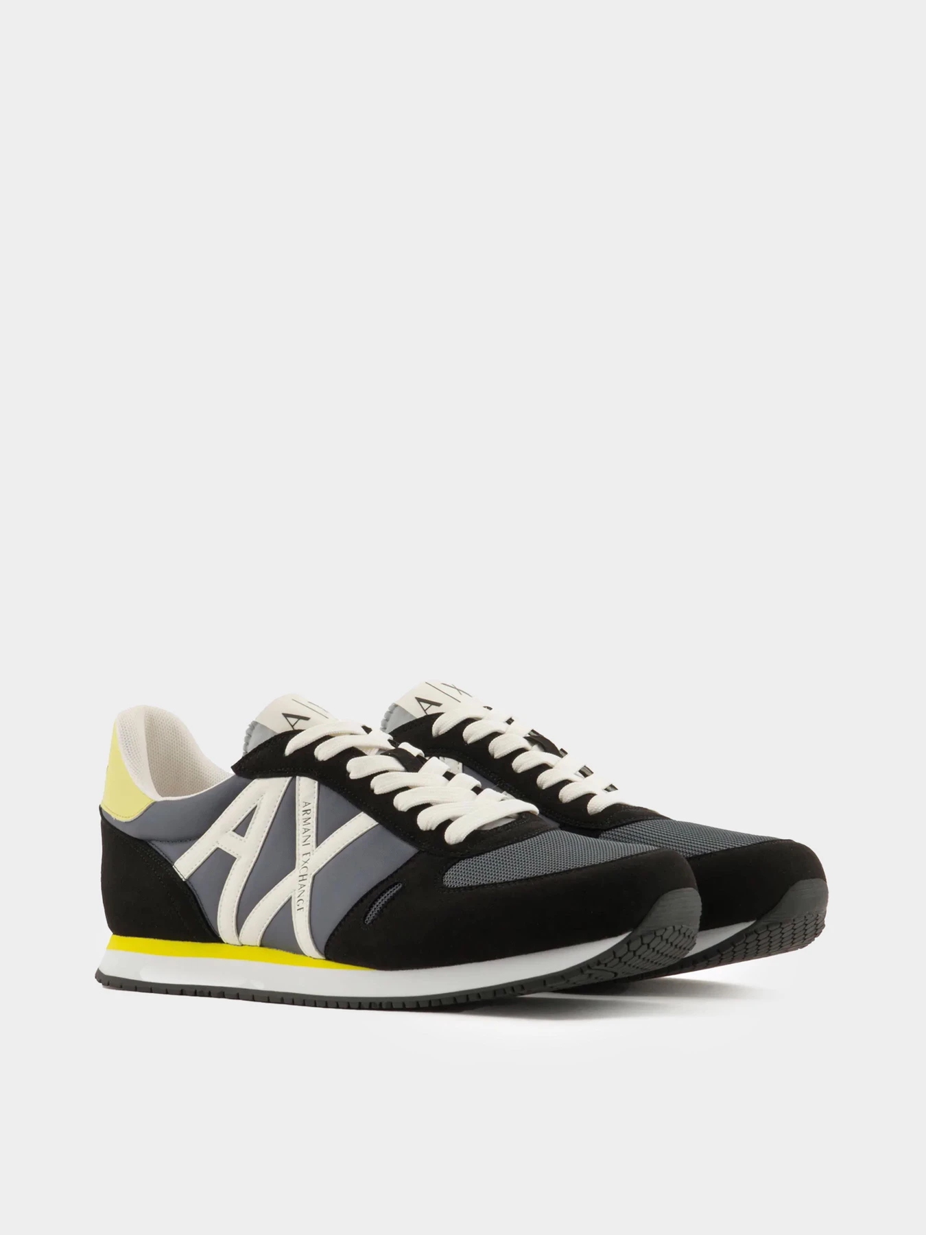 Кроссовки Armani Exchange модель XUX017-XCC68-T699 Кроссовки Armani Exchange модель XUX017-XCC68-T699 Фото