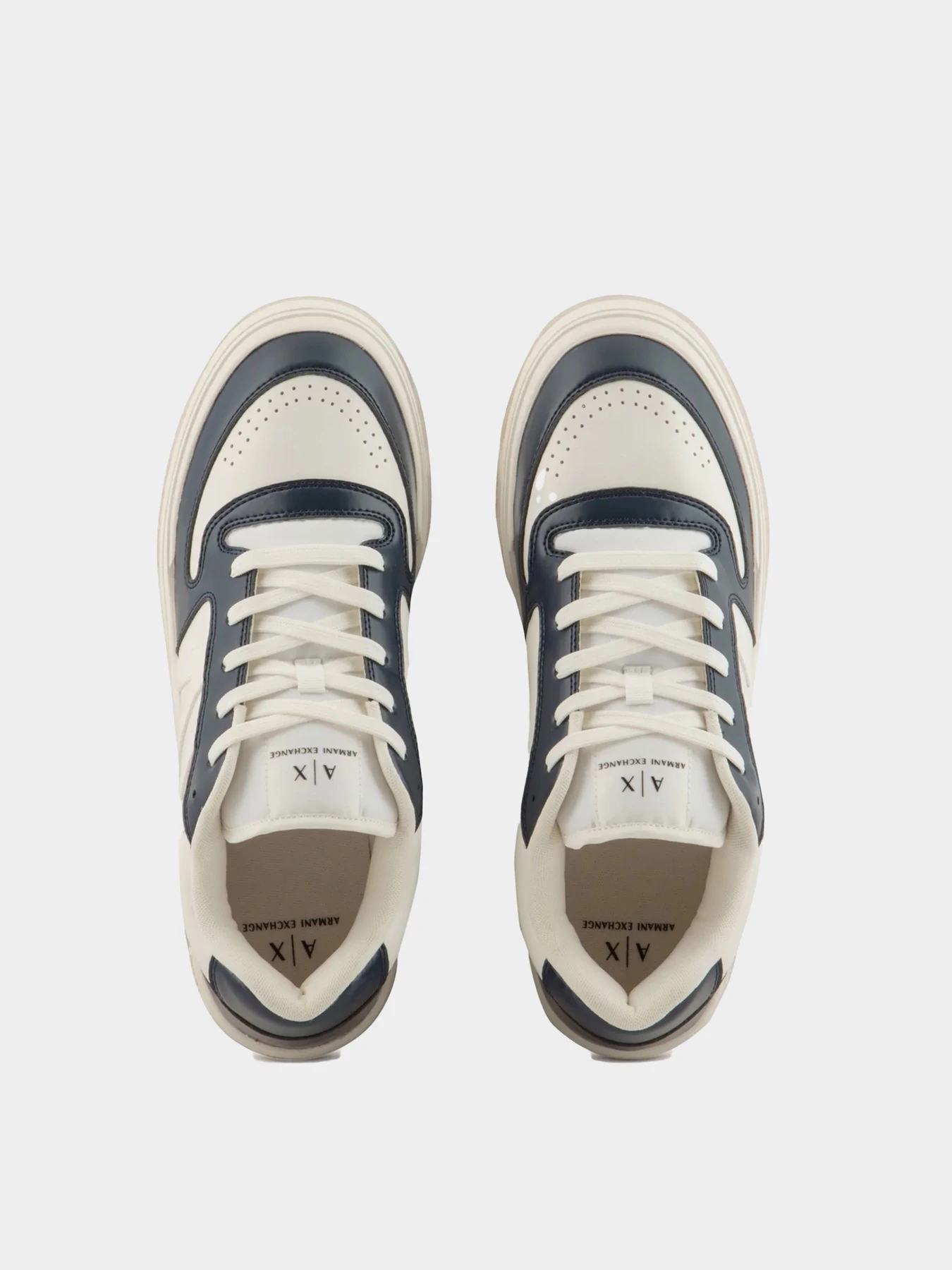 Кроссовки Armani Exchange модель XUX179-XV765-K568 Кроссовки Armani Exchange модель XUX179-XV765-K568 Фото